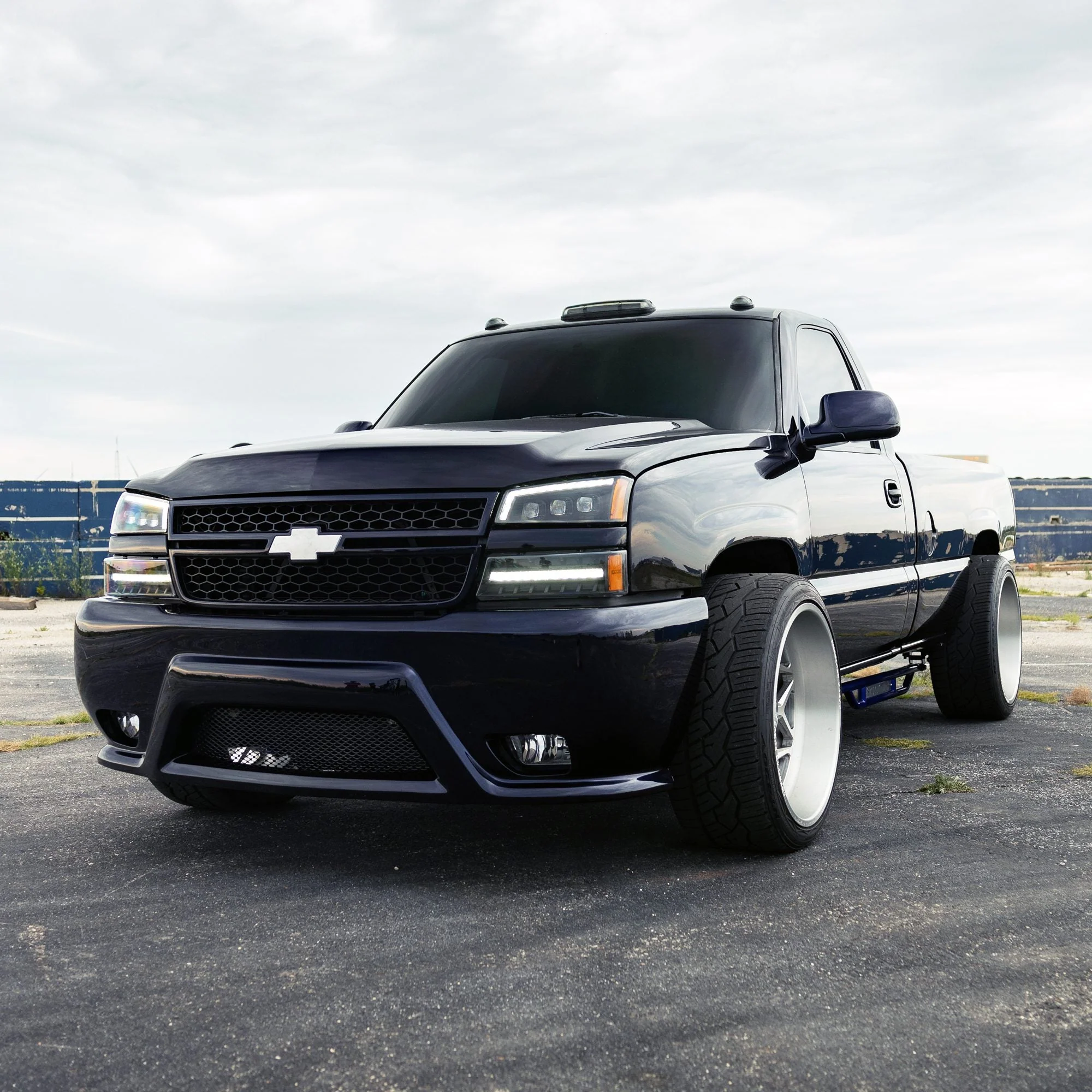 AlphaRex LED Projector Headlights Chevy Avalanche w/o Body Cladding (02-06) [3D Ice-Cube LED - NOVA Series w/ DRL] Alpha-Black / Chrome / Black - Image 28