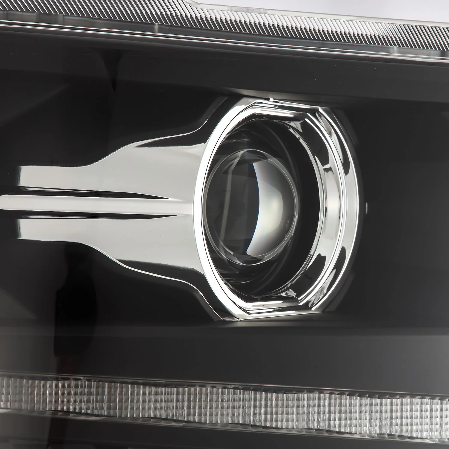 AlphaRex LED Projector Headlights Chevy Silverado 1500 (14-15) [LUXX Series - DRL Light Tube] Black / Chrome / Alpha-Black - Image 3