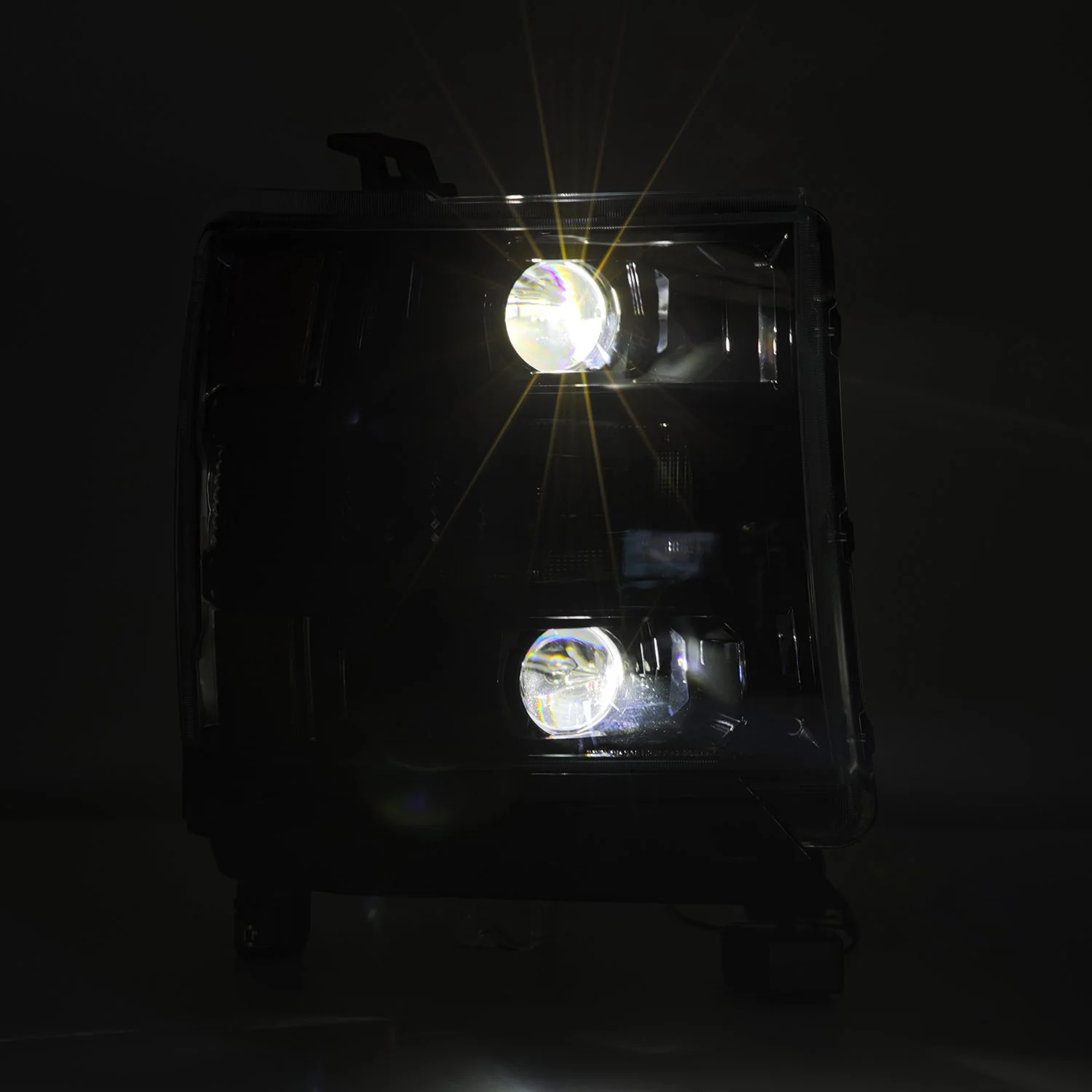AlphaRex LED Projector Headlights Chevy Silverado 1500 (16-18) [LUXX Series - DRL Light Tube] Alpha-Black / Black / Chrome - Image 2
