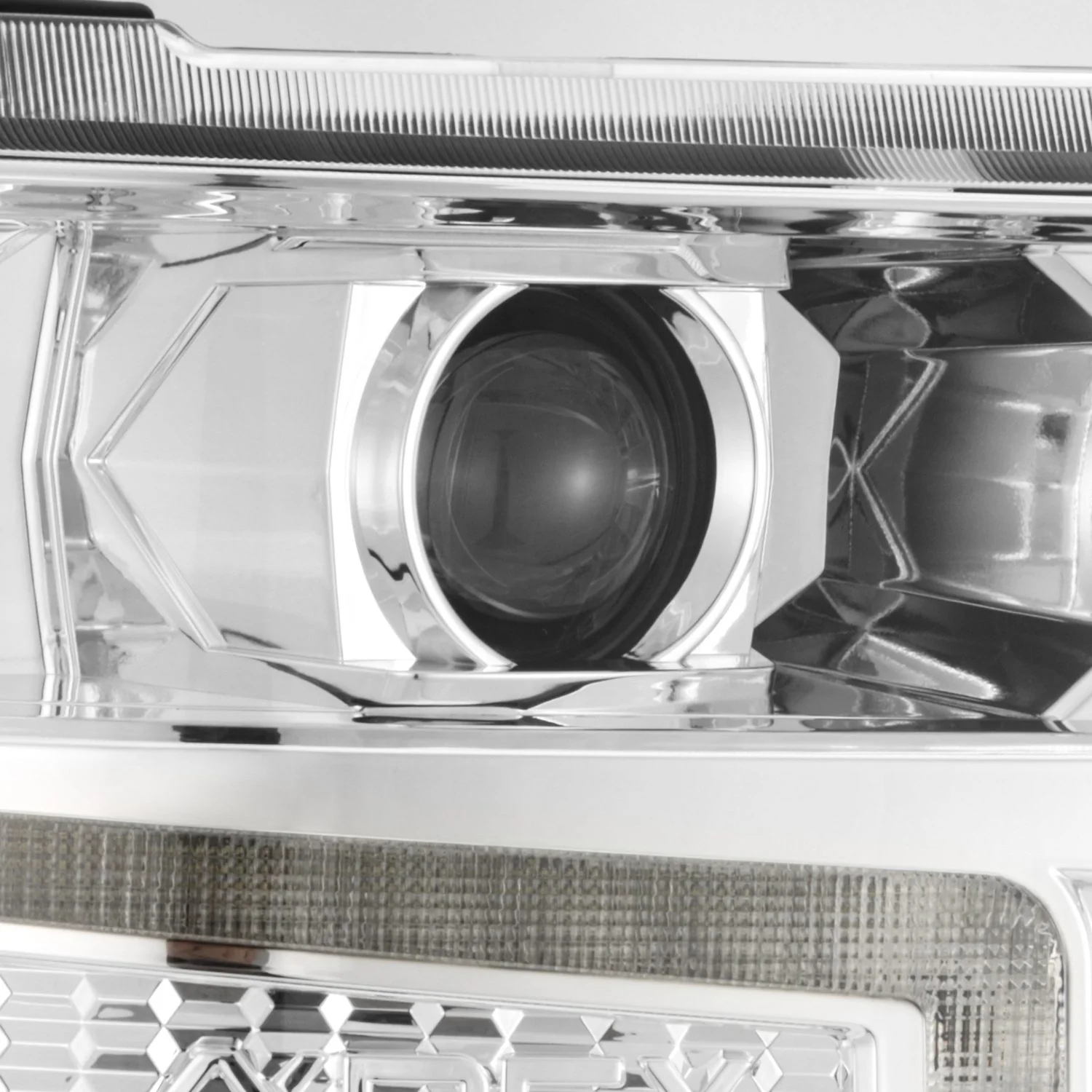 AlphaRex LED Projector Headlights Chevy Silverado 1500 (16-18) [LUXX Series - DRL Light Tube] Alpha-Black / Black / Chrome - Image 21