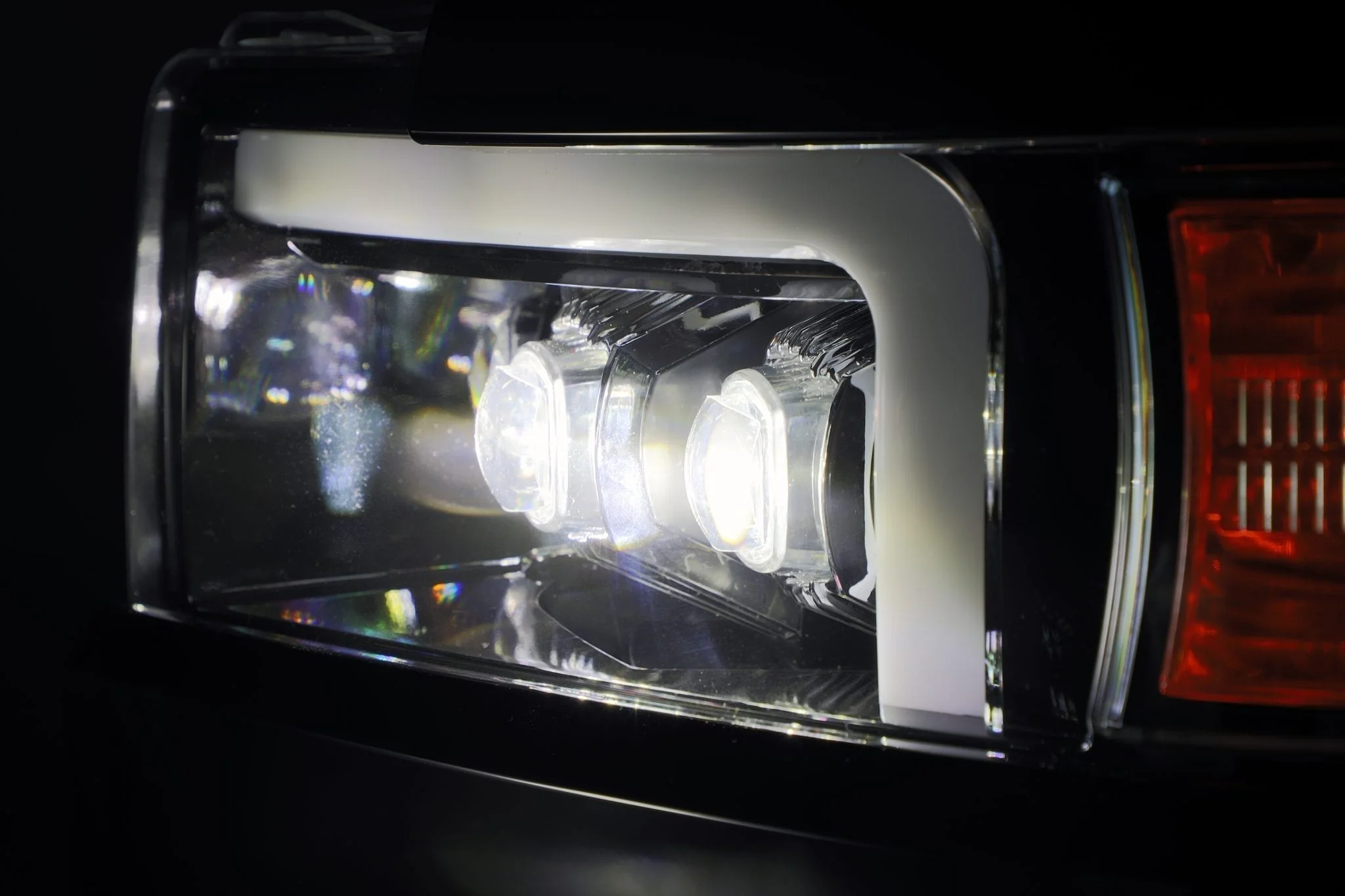 AlphaRex LED Projector Headlights Chevy Silverado 2500HD/3500HD (15-19) [3D Ice-Cube LED - NOVA Series w/ DRL] Black / Chrome / Jet Black - Image 6