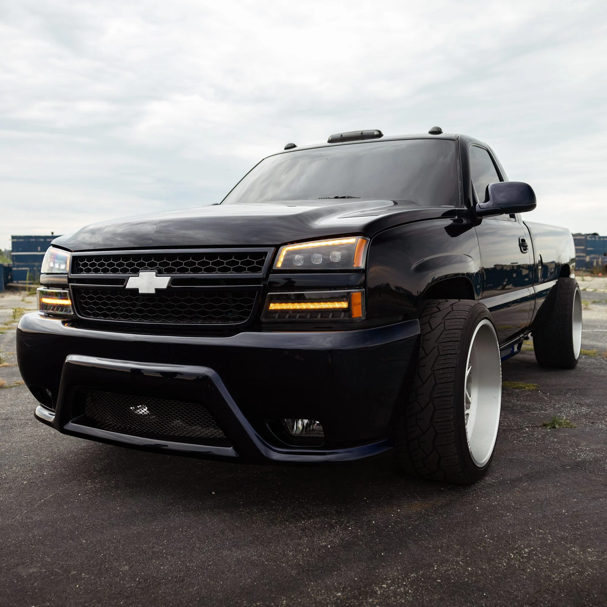 AlphaRex LED Projector Headlights Chevy Silverado w/o Body Cladding (03-06) [3D Ice-Cube LED - NOVA Series w/ DRL] Alpha-Black / Chrome / Black - Image 27
