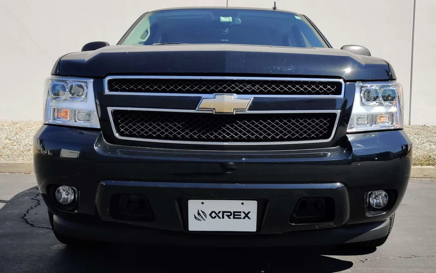 AlphaRex LED Projector Headlights Chevy Suburban (07-14) [LUXX Series - DRL Light Tube] Black or Chrome - Image 15