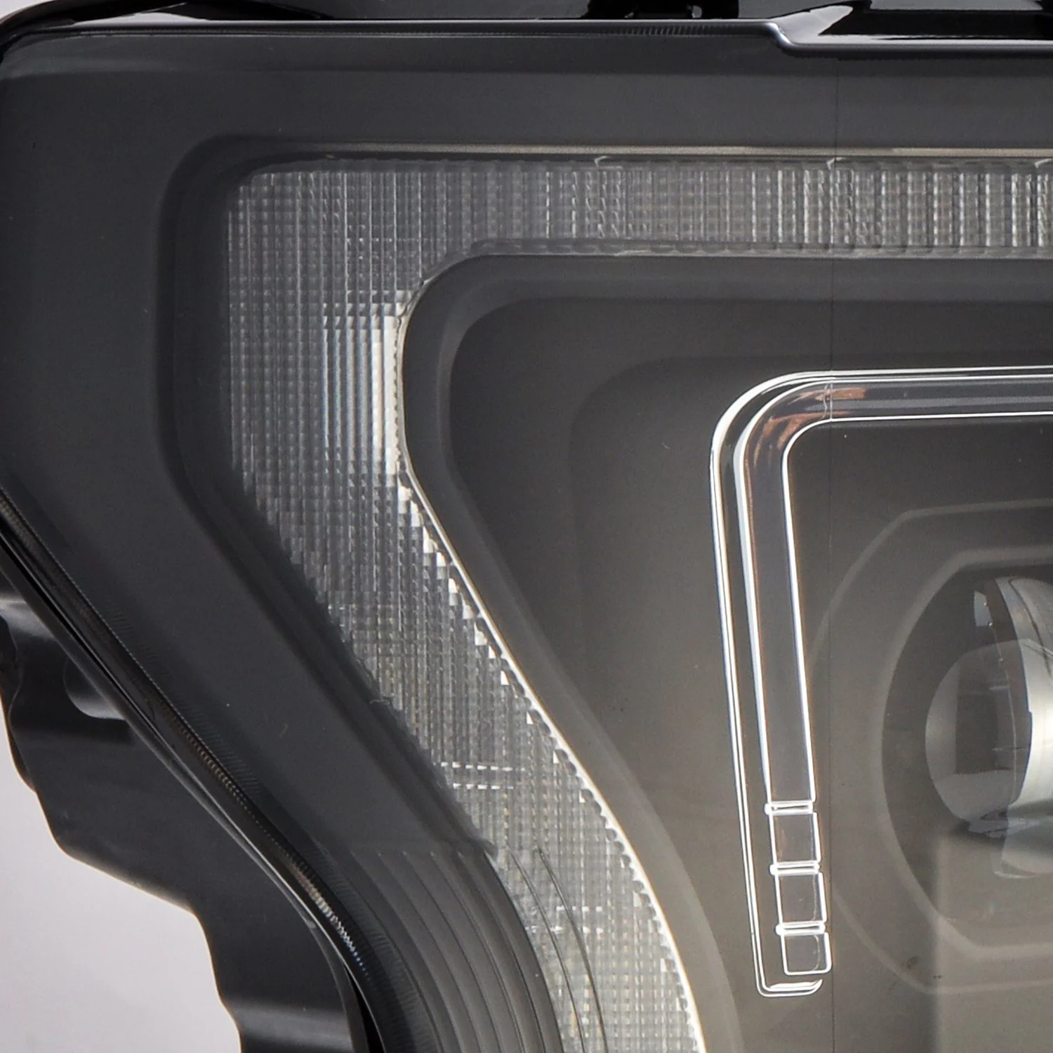 AlphaRex LED Projector Headlights Ford F150 (18-20) [14th Gen Style LUXX Series - DRL Light Tube] Alpha-Black or Black - Image 5