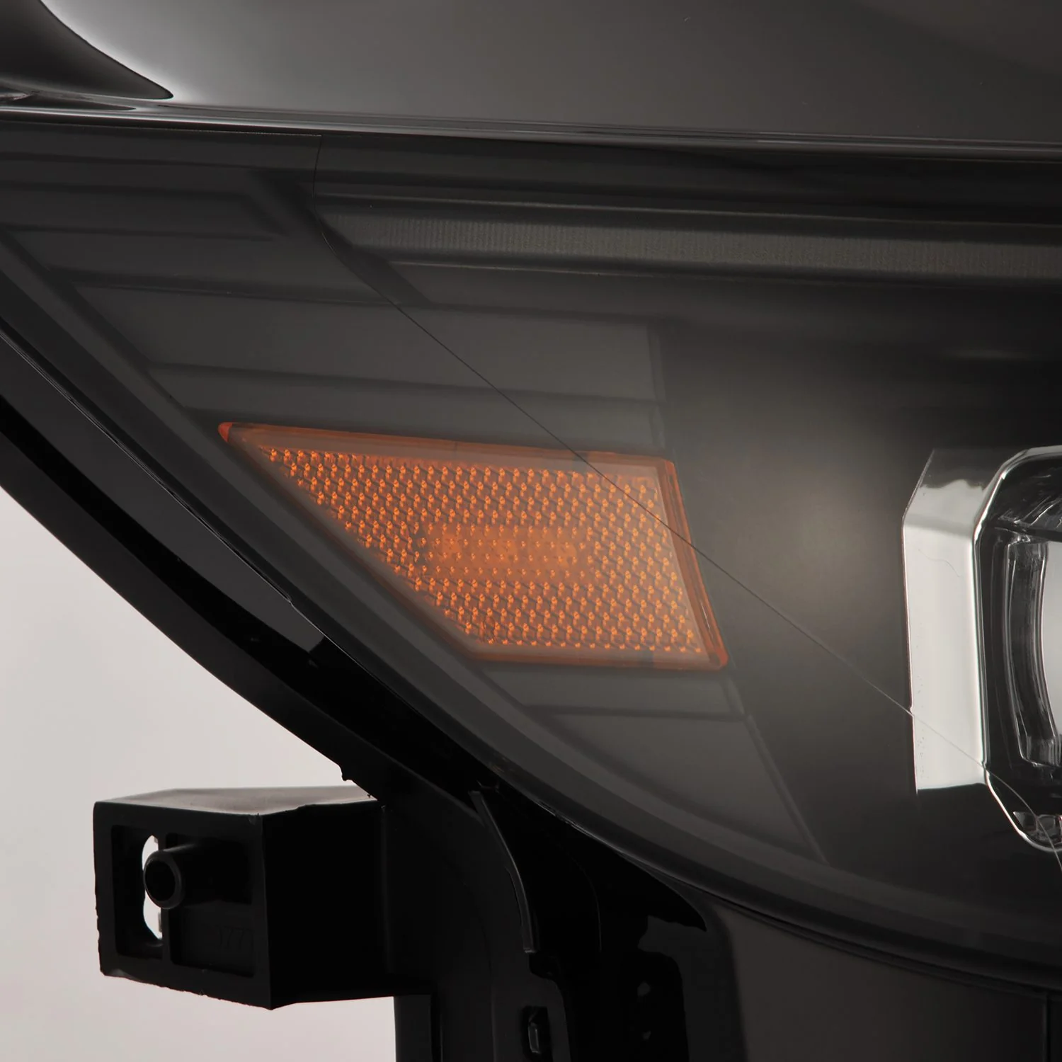 AlphaRex LED Projector Headlights Ford Mustang (15-17) S550 [3D Ice-Cube LED - NOVA Series w/ DRL] Alpha-Black or Black - Image 4