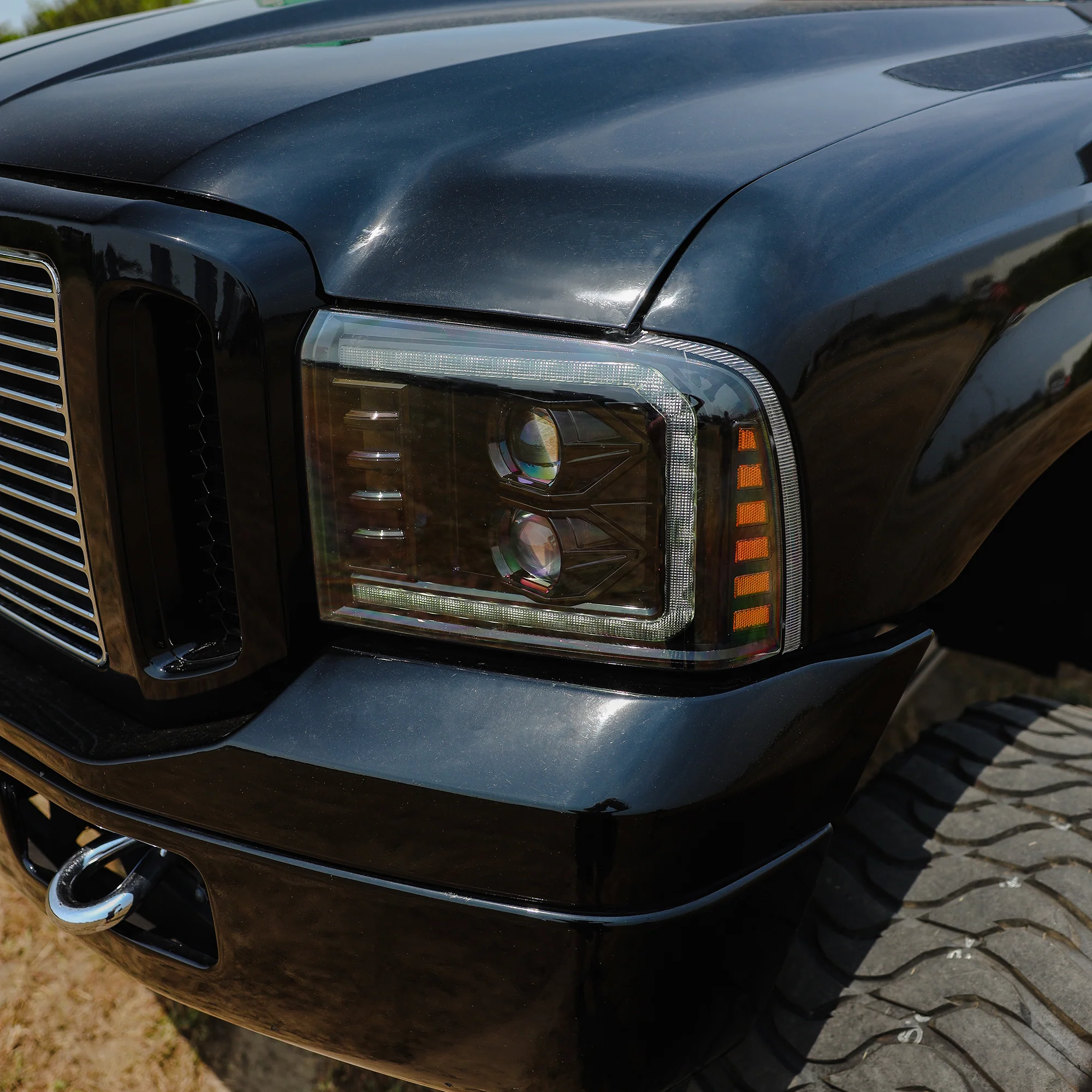 AlphaRex LED Projector Headlights Ford Super Duty (05-07) [LUXX Series - DRL Light Tube] Black or Alpha-Black - Image 20