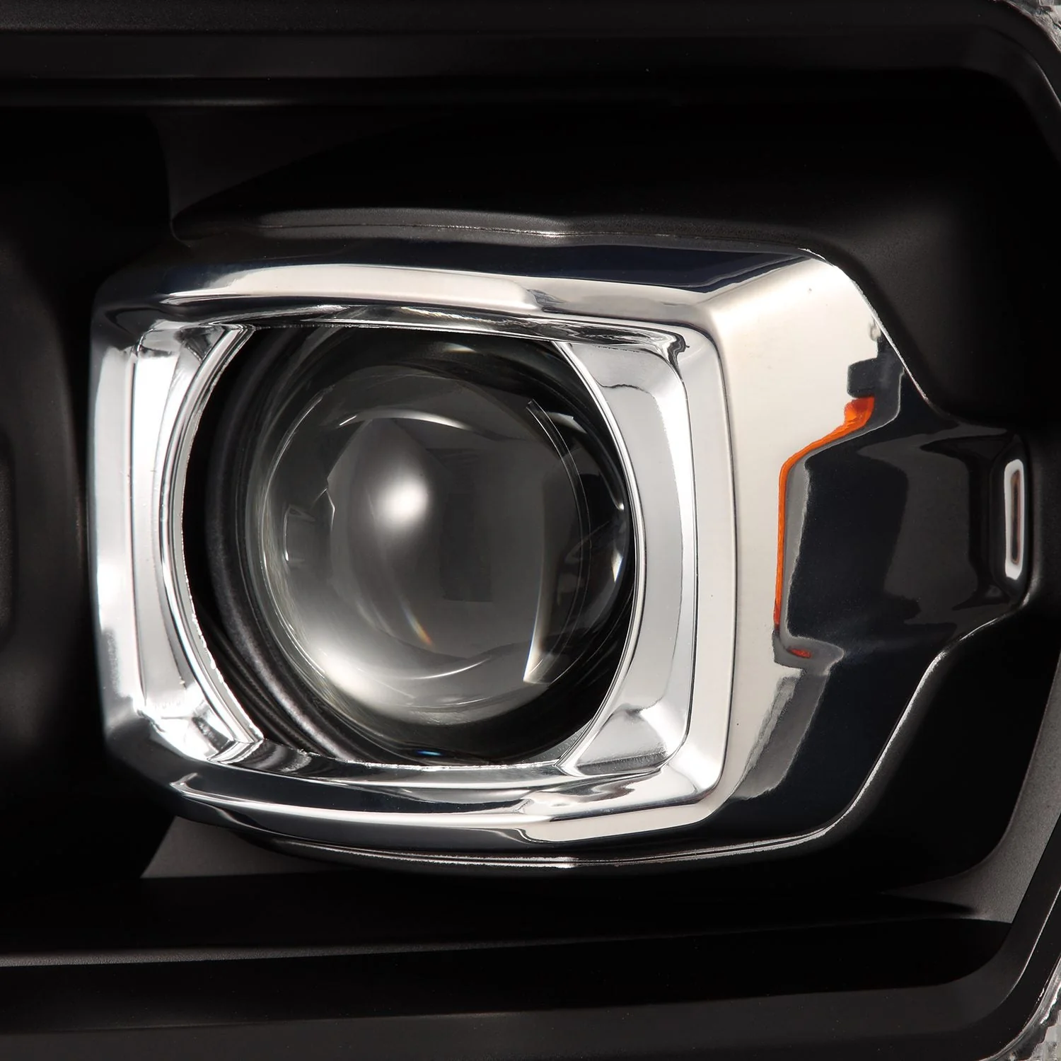 AlphaRex LED Projector Headlights Lincoln Mark LT (06-08) [LUXX Series - DRL Light Tube] Black / Chrome / Alpha-Black - Image 3