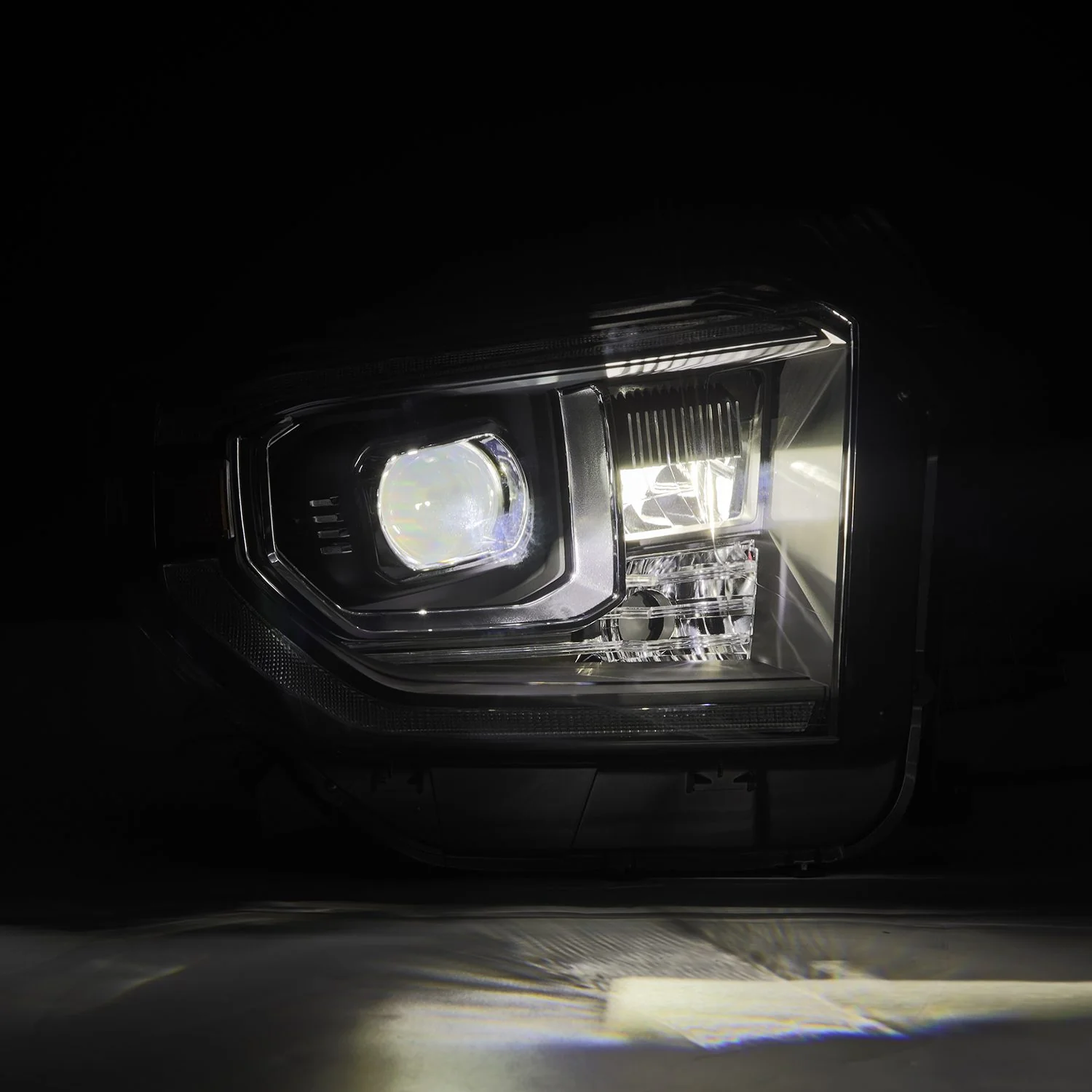 AlphaRex LED Projector Headlights Toyota Tundra (14-21) [G2 Version LUXX Series - DRL Light Tube] Alpha-Black or Black - Image 16