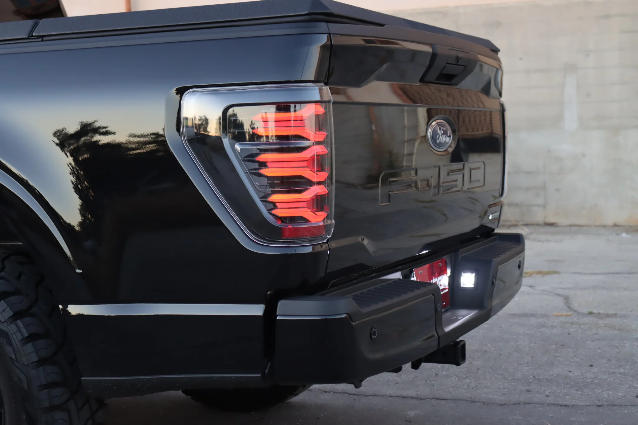 AlphaRex LED Tail Lights Ford F150 (21-23) LUXX Series - Alpha-Black / Black / Black-Red - Image 37