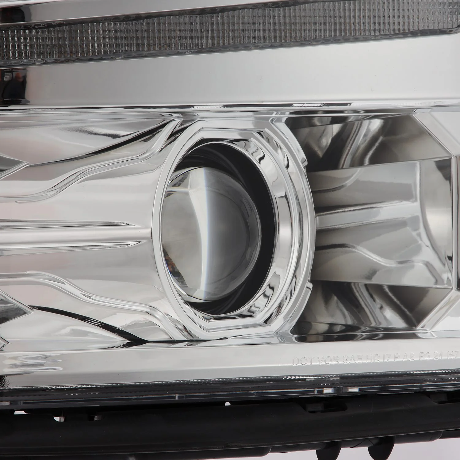 AlphaRex Projector Headlights Chevy Silverado (14-15) G2 Version Pro Series - Sequential - Alpha-Black / Black / Chrome - Image 10