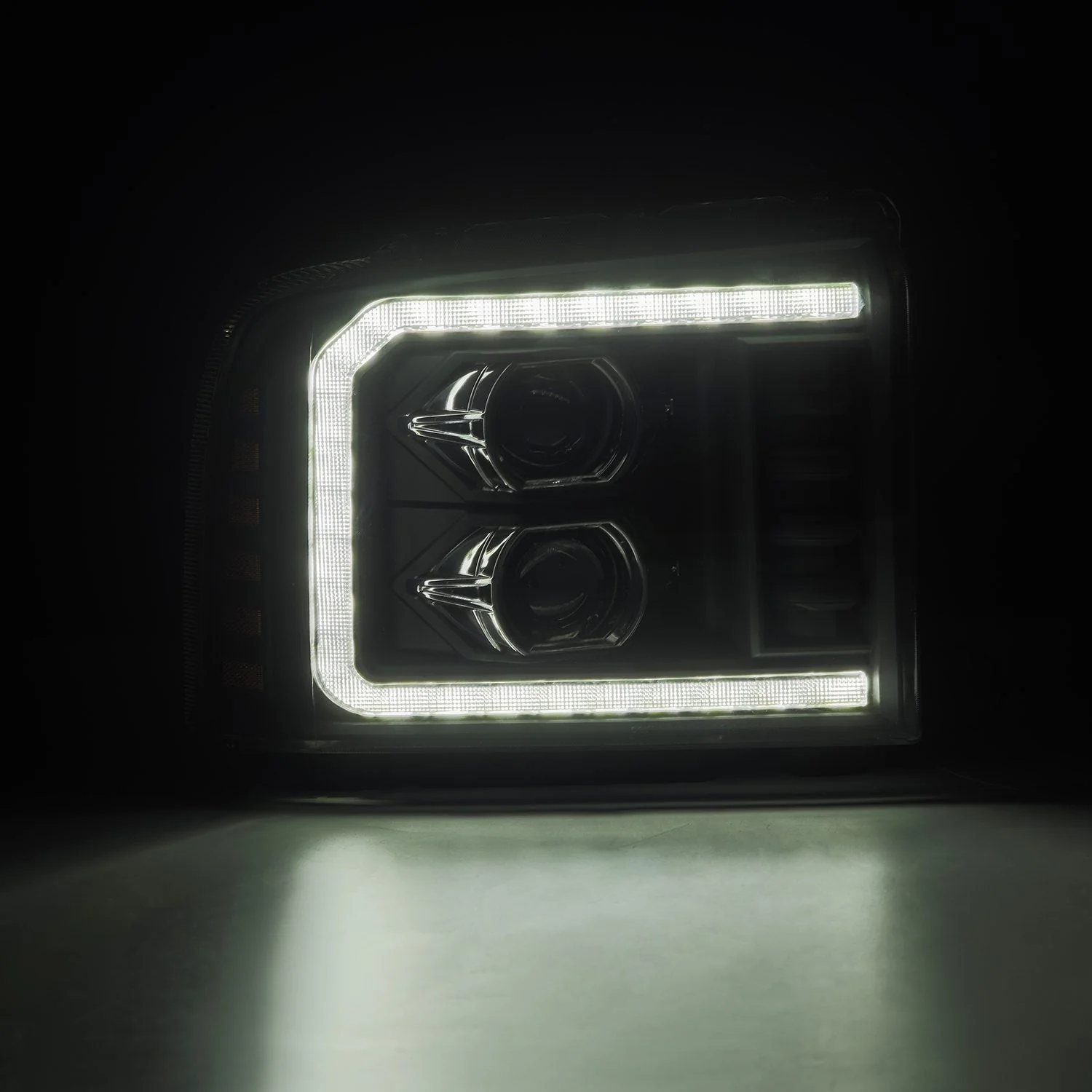 AlphaRex Projector Headlights Ford Excursion (05-07) Pro Series - Sequential - Alpha-Black or Black - Image 7