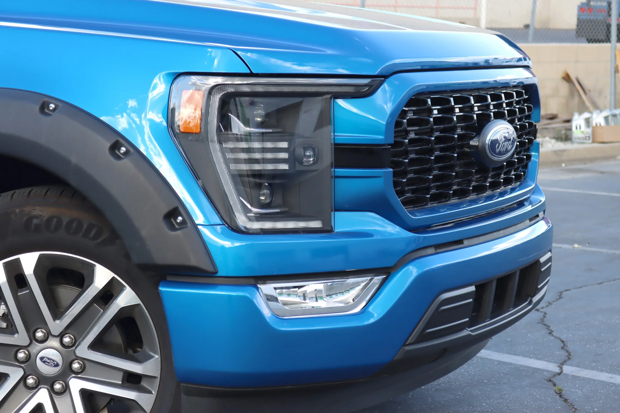AlphaRex Projector Headlights Ford F150 w/ Halogen Headlights Only (21-23) Pro Series - Sequential - Alpha-Black or Black - Image 20