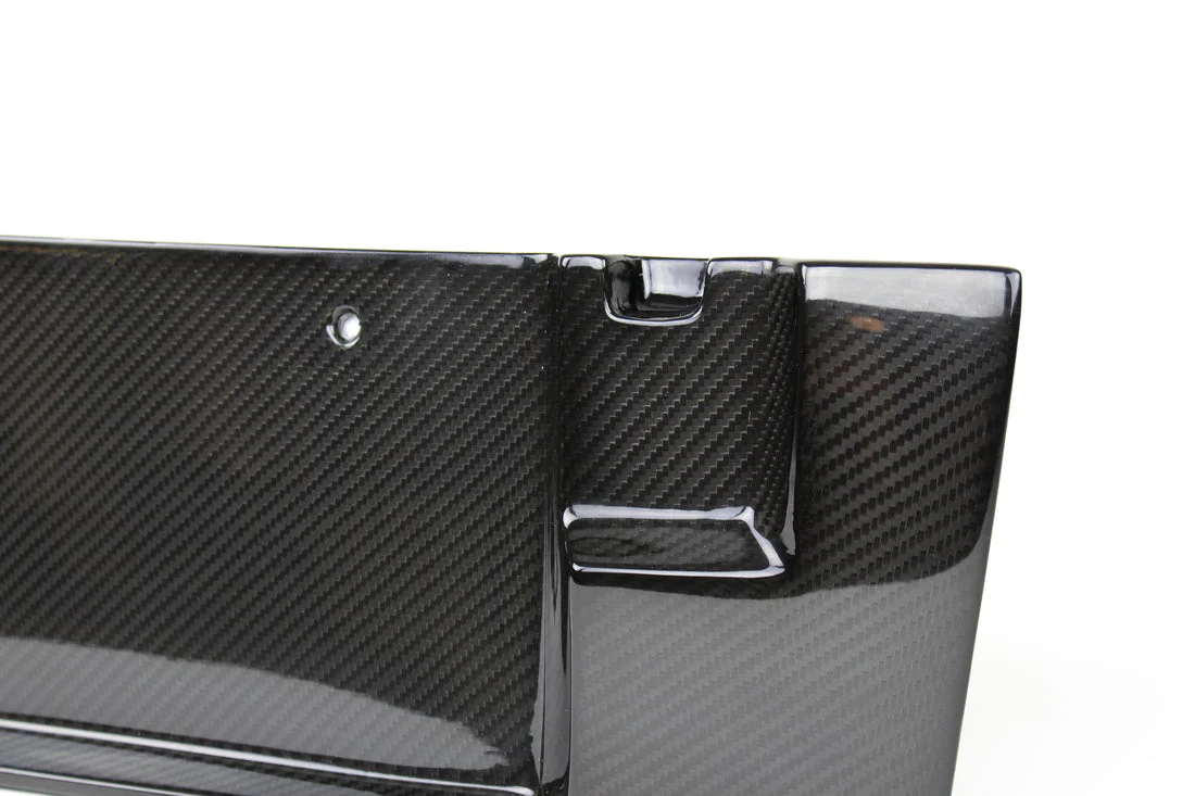 APR License Plate Backing Nissan GT-R R35 (2012-2016) [Carbon Fiber] CBX-R35LICII - Image 5