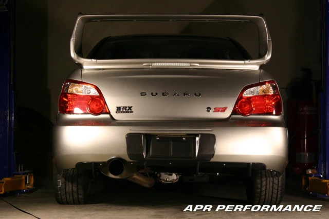 APR License Plate Backing Subaru WRX/ WRX STI (2004-2007) [Carbon Fiber] CBX-WRXLIC - Image 3