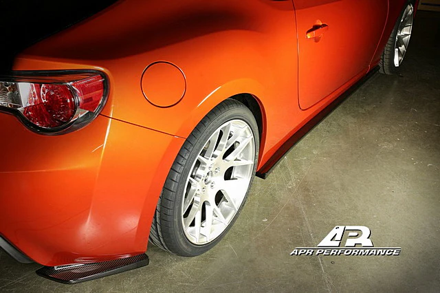 APR Rear Bumper Skirts FR-S /GT86 /BRZ (2013-2016) Carbon Fiber - Image 3