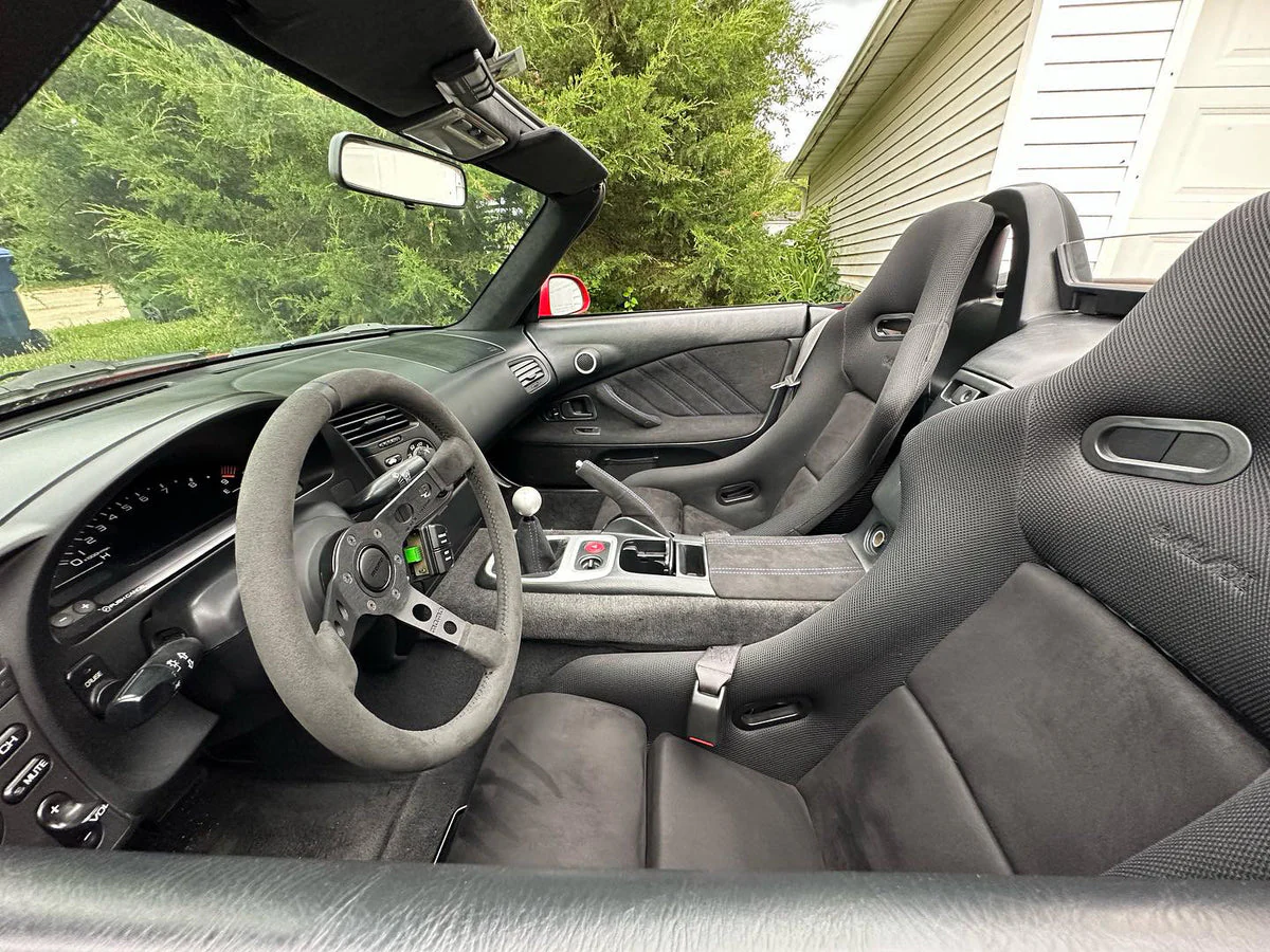 Ballade Sports Bucket Seats w/ Black Alcantara - Carbon Kevlar or Carbon Fiber - Image 16