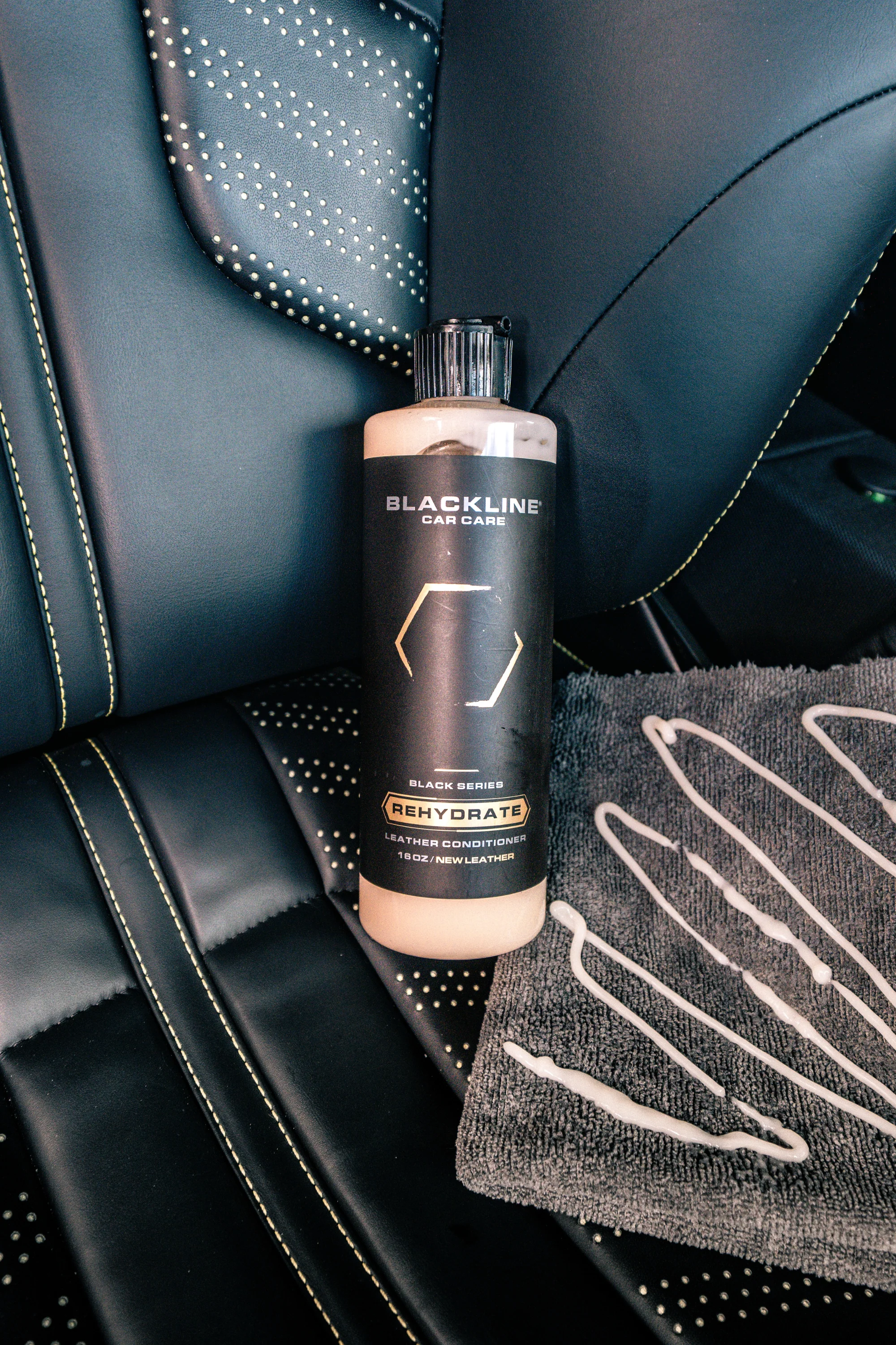 BLACKLINE® REHYDRATE LEATHER CONDITIONER - Image 2