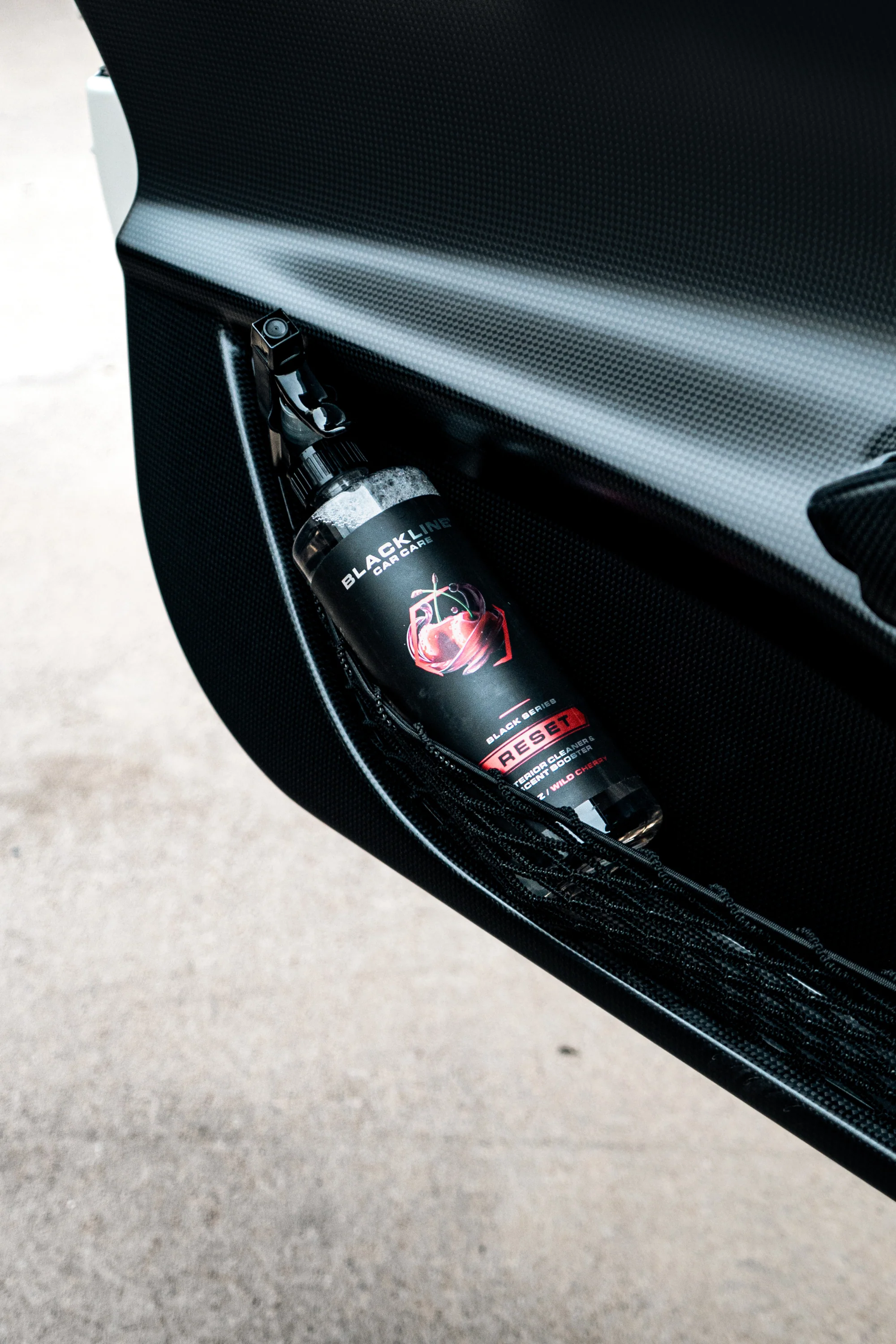 Blackline® Reset Interior Cleaner & Scent Booster - pH-Neutral Detailing Spray - Image 52