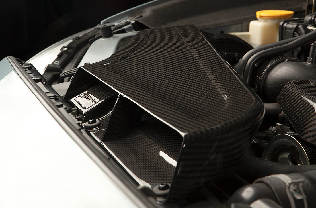 COBB Air Intake Subaru WRX STI Sedan (2015-2021) Redline Carbon Fiber - 725350 - Image 17