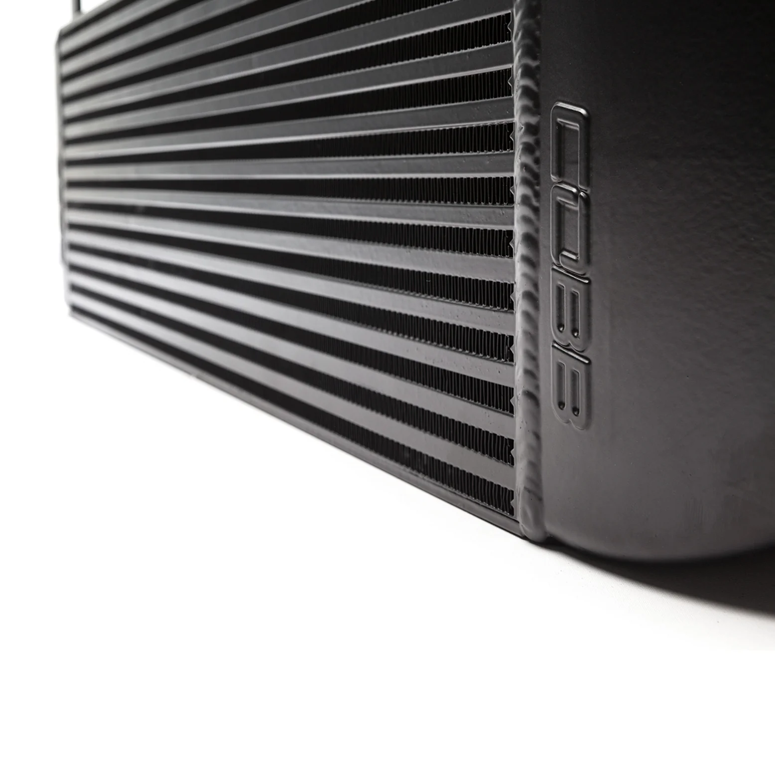 COBB Intercooler Ford Focus RS Mk3 (2016-2018) Front Mount - Black or Silver Finish - Image 4