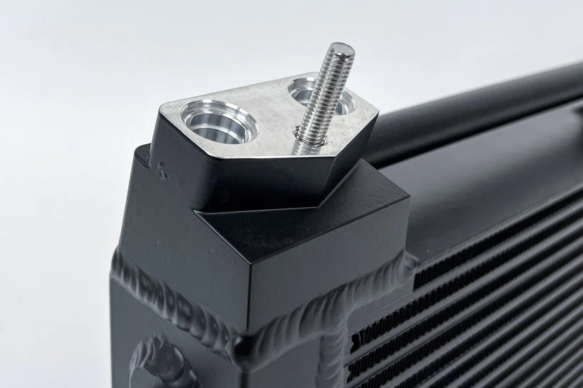 CSF Oil Cooler for BMW M5 E60 / M6 E63 E64 (2006-2010) Race-Spec Dual-Pass All- Aluminum 8275 - Image 4