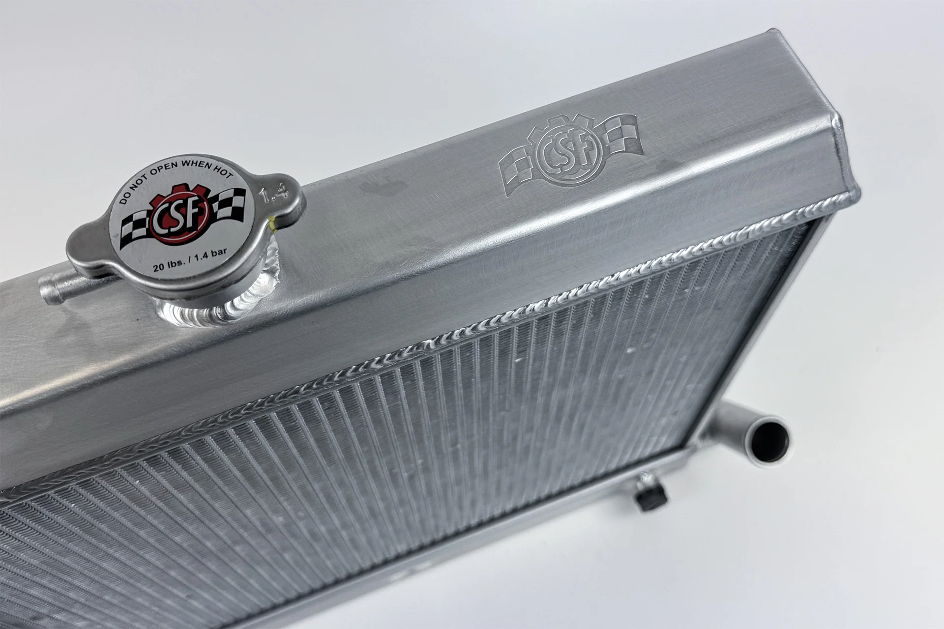 CSF Radiator BMW 2002 (1966-1976) High Performance Aluminum 7225 17 11 1 115 755 - Image 4