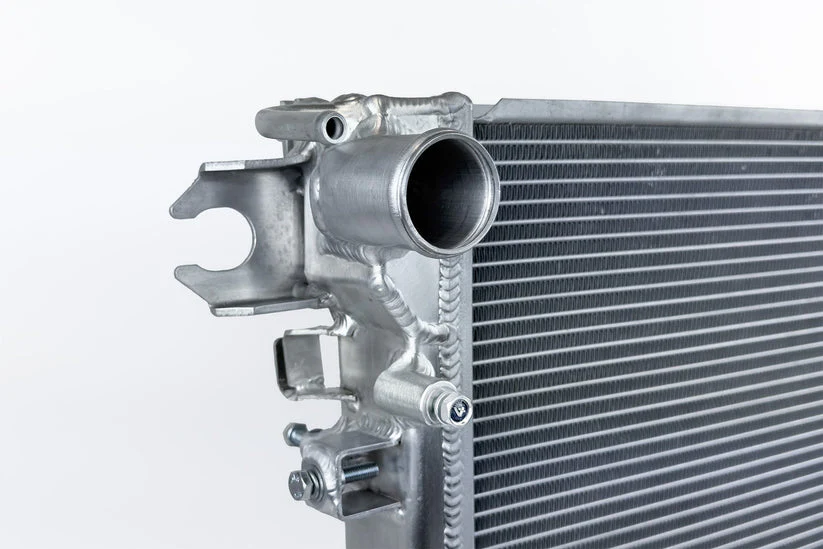 CSF Radiator for Jeep Gladiator JT 3.6L V6 / Turbocharged Diesel 3.0L V6 (2020-2026) High Performance All-Aluminum 7340 - Image 4