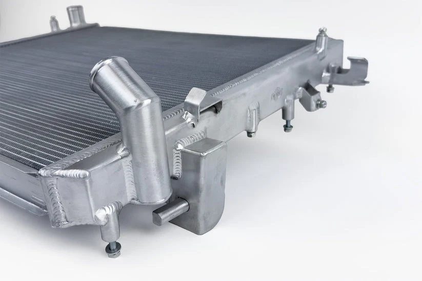 CSF Radiator for Jeep Gladiator JT 3.6L V6 / Turbocharged Diesel 3.0L V6 (2020-2026) High Performance All-Aluminum 7340 - Image 7