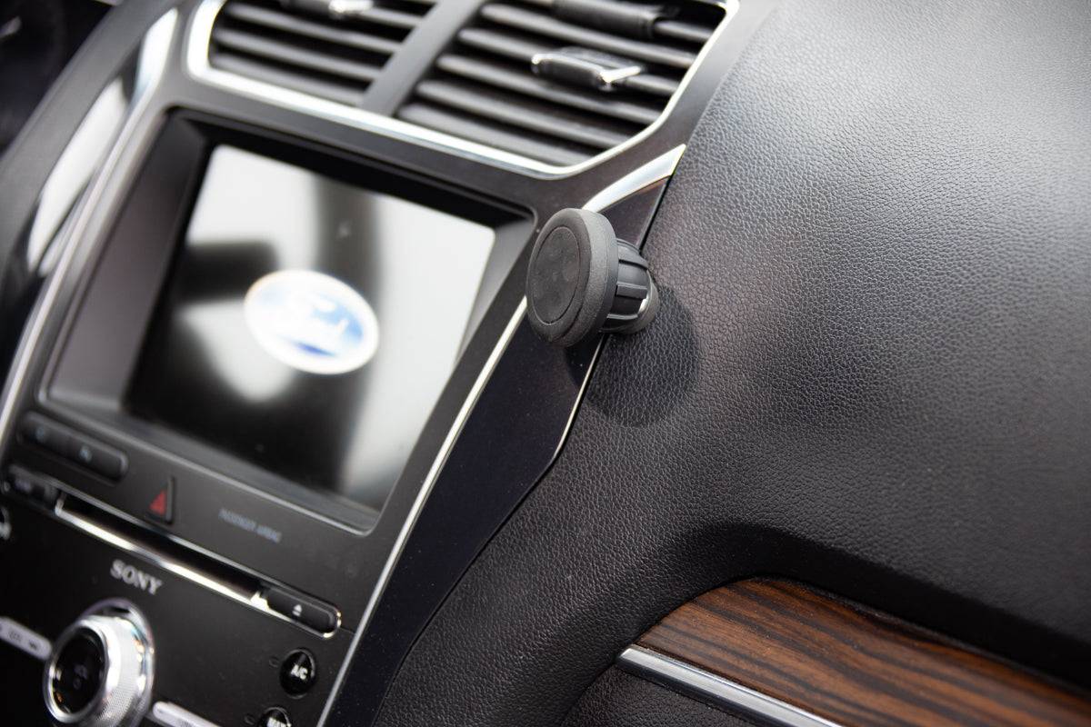 Course Motorsports Phone Mount for Ford Explorer (2011-2019) Cradle / Magnetic / MagSafe Wireless Charging - Image 4