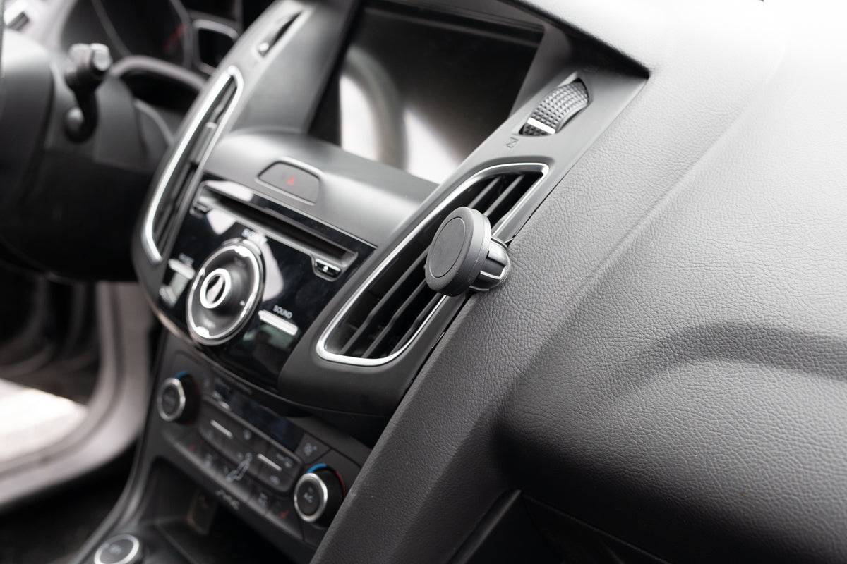 Course Motorsports Phone Mount for Ford Focus (2012-2018) Cradle / Magnetic / MagSafe Wireless Charging - Image 4