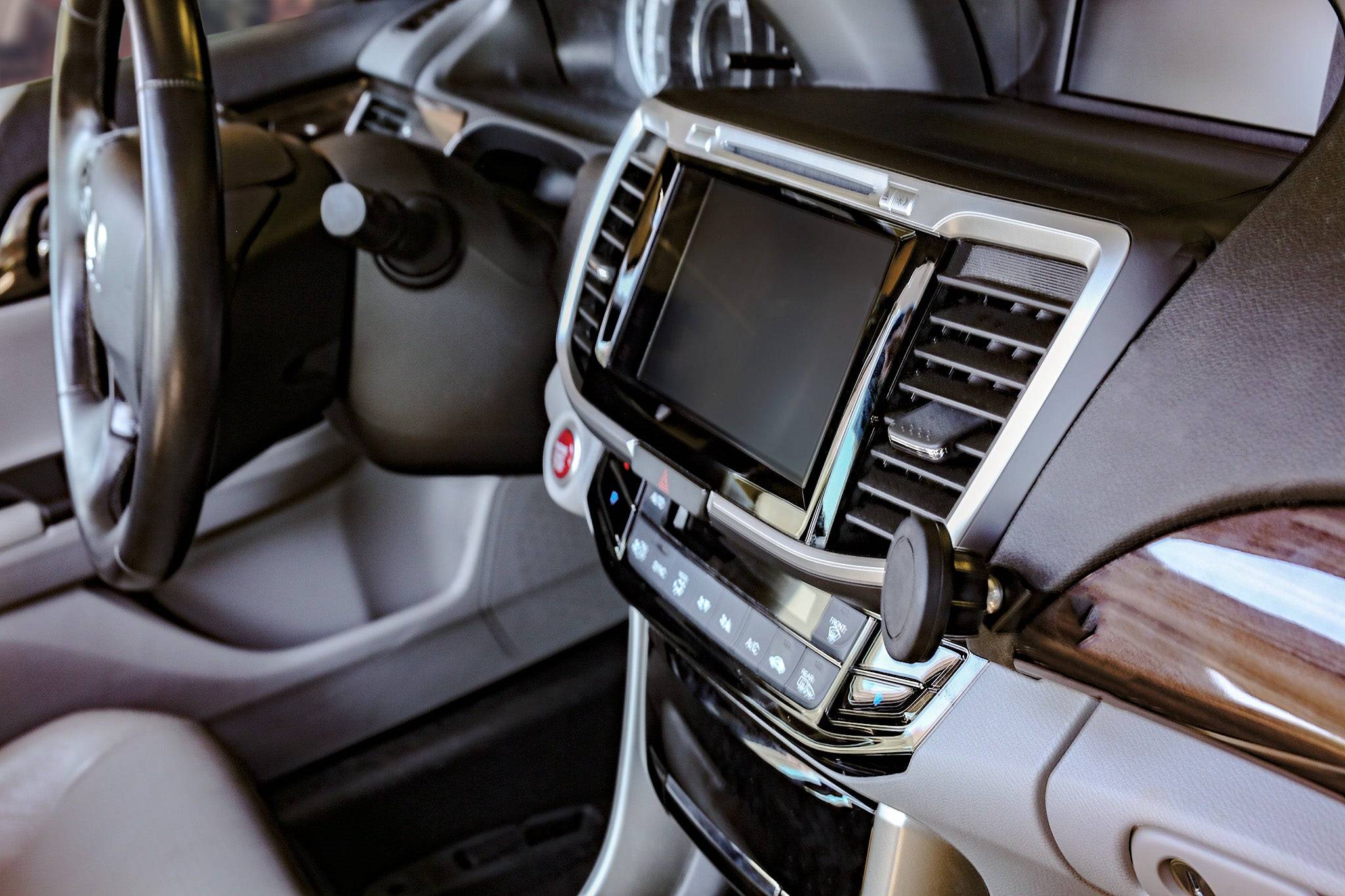 Course Motorsports Phone Mount for Honda Accord (2013-2017) Cradle / Magnetic / MagSafe Wireless Charging - Image 5