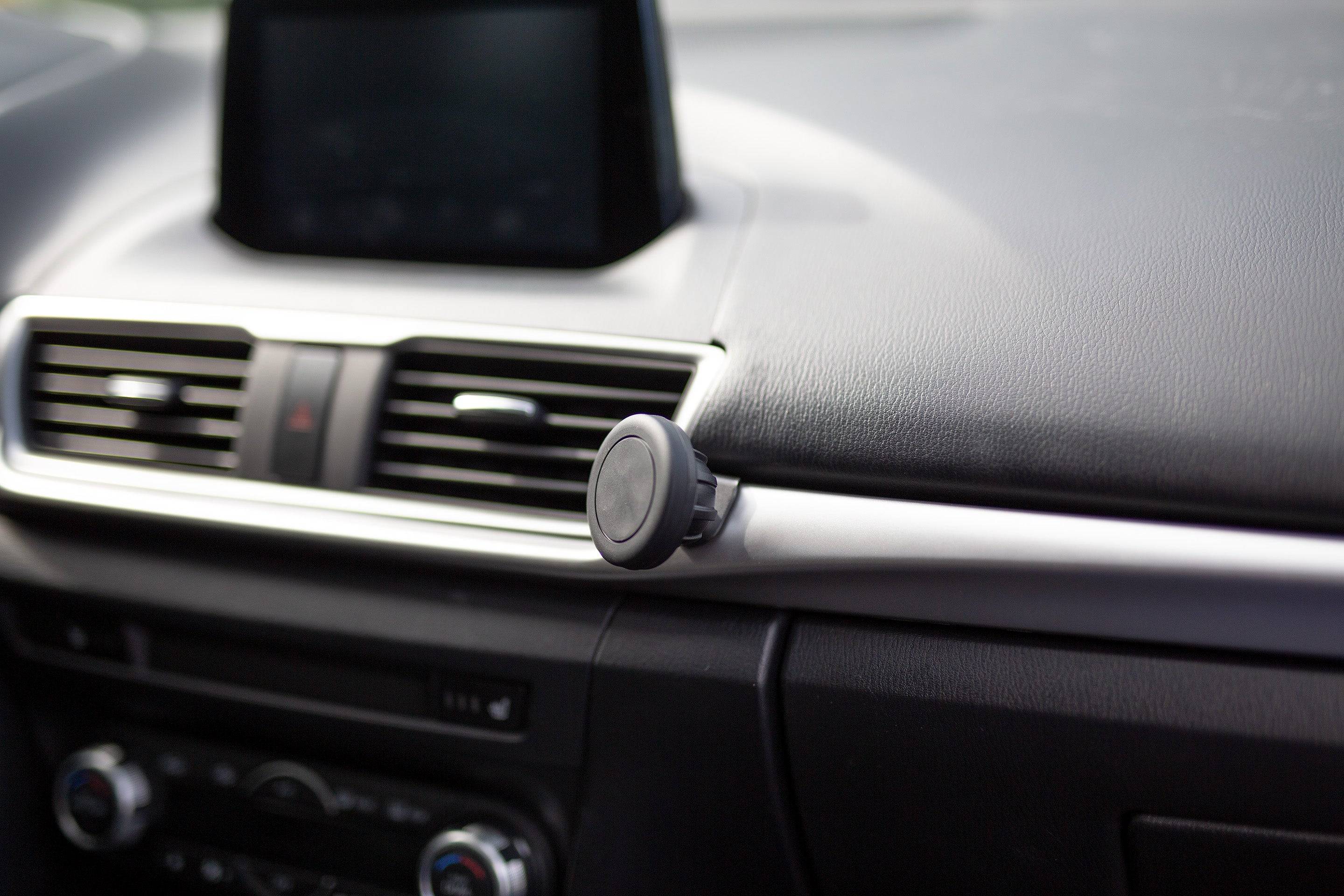 Course Motorsports Phone Mount for Mazda3 (2014-2018) Cradle / Magnetic / MagSafe Wireless charging - Image 7