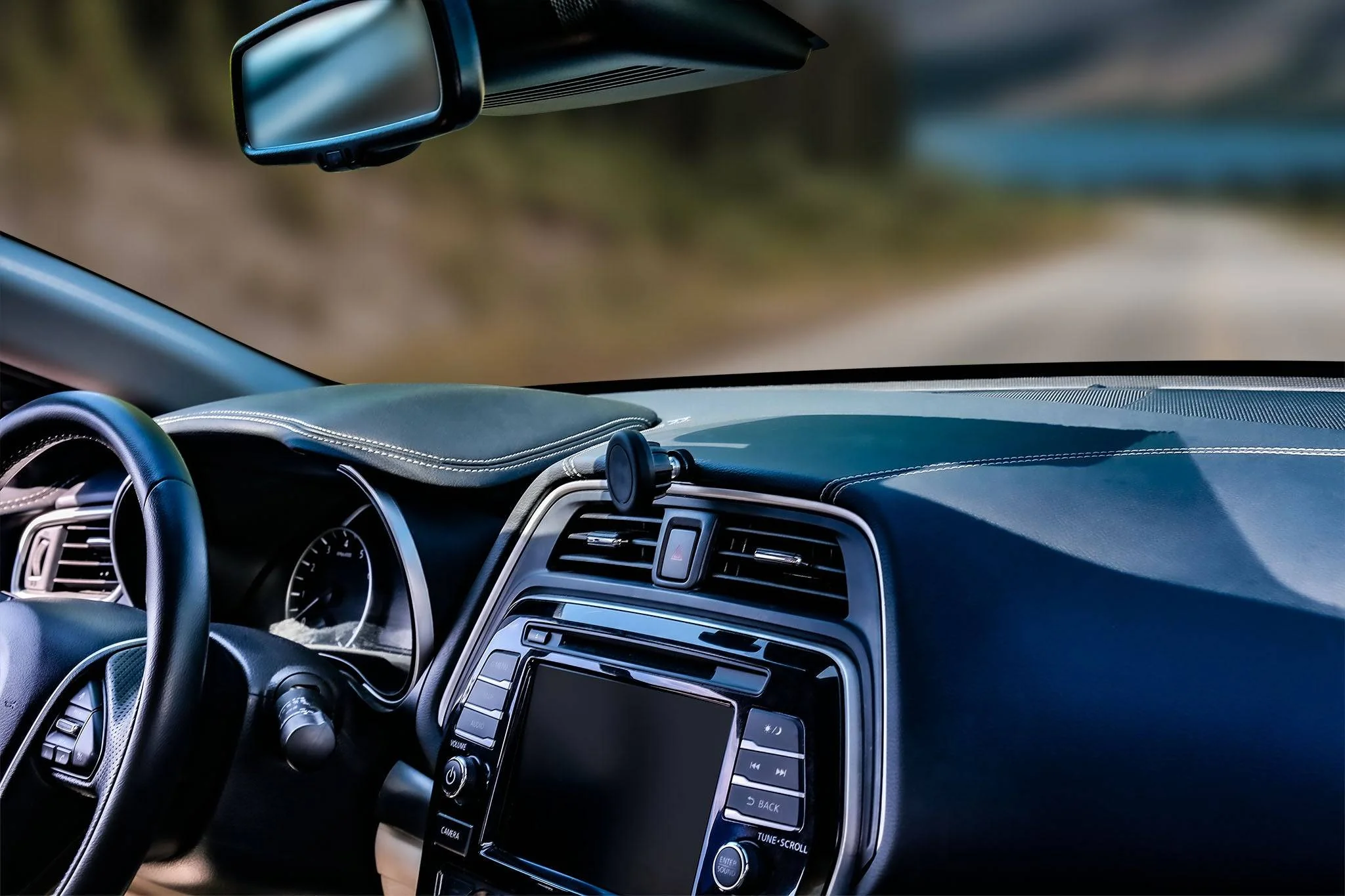 Course Motorsports Phone Mount for Nissan Maxima (2015-2023) Cradle / Magnetic / MagSafe Wireless Charging - Image 4