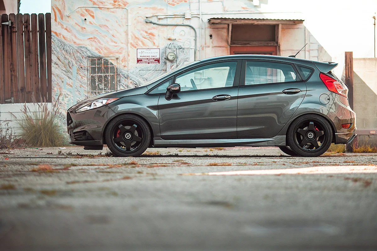 fifteen52 Chicane Wheels 19x8.5 | 5x114.3 , 5x120 , 5x108 , 5x112 | Asphalt Black / Speed Silver / Rally White - Image 16