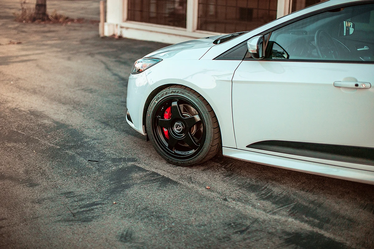 fifteen52 Chicane Wheels 19x8.5 | 5x114.3 , 5x120 , 5x108 , 5x112 | Asphalt Black / Speed Silver / Rally White - Image 19