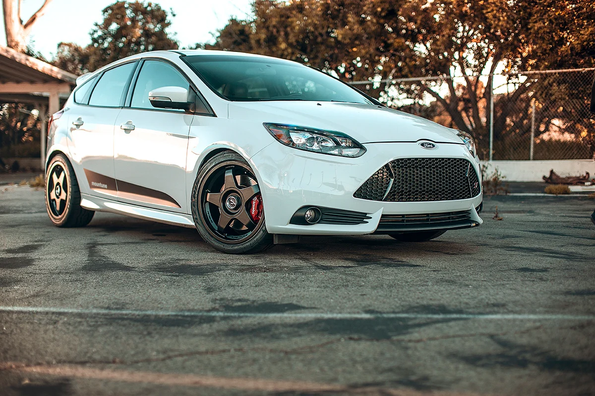fifteen52 Chicane Wheels 19x8.5 | 5x114.3 , 5x120 , 5x108 , 5x112 | Asphalt Black / Speed Silver / Rally White - Image 21