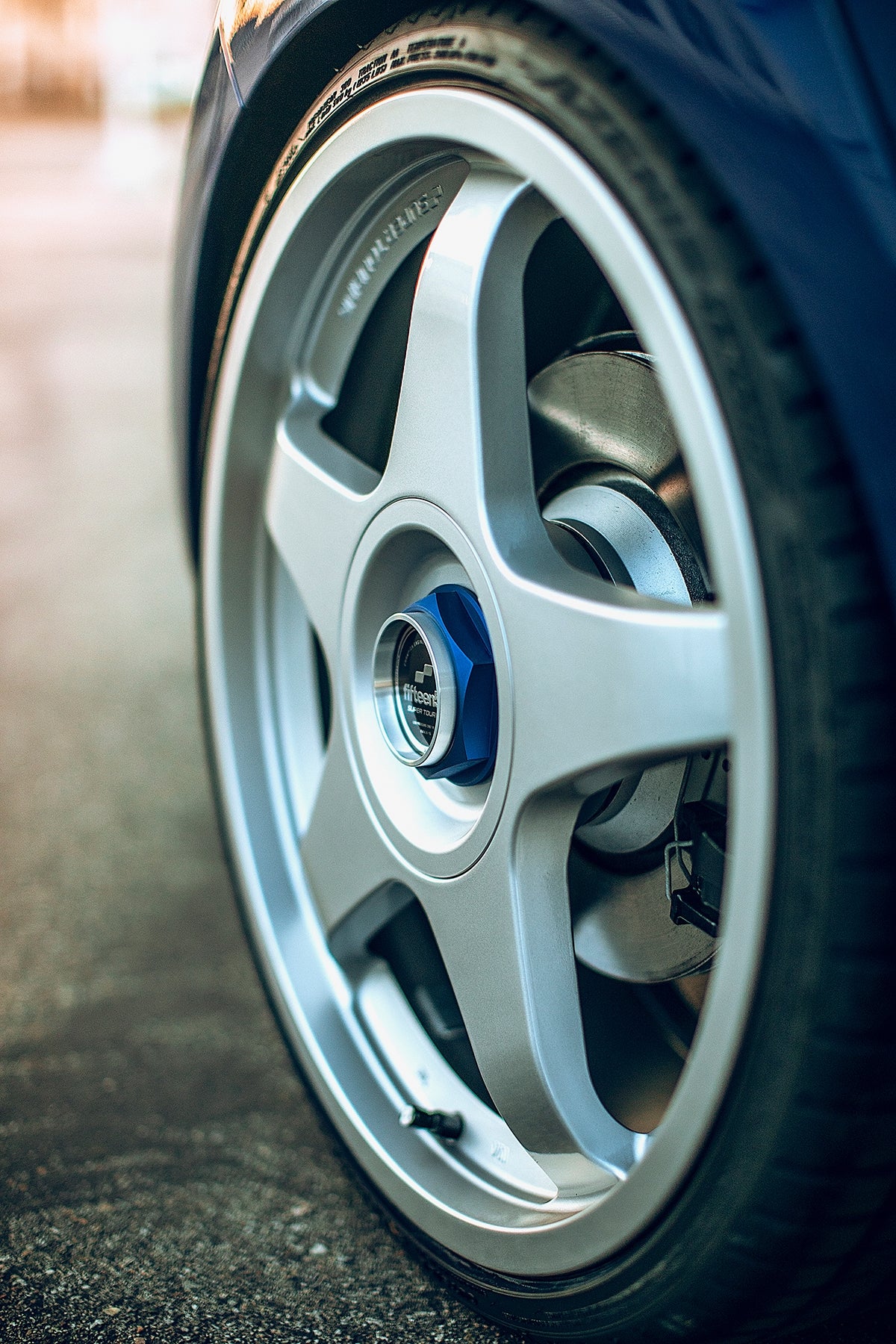 fifteen52 Chicane Wheels 19x8.5 | 5x114.3 , 5x120 , 5x108 , 5x112 | Asphalt Black / Speed Silver / Rally White - Image 24