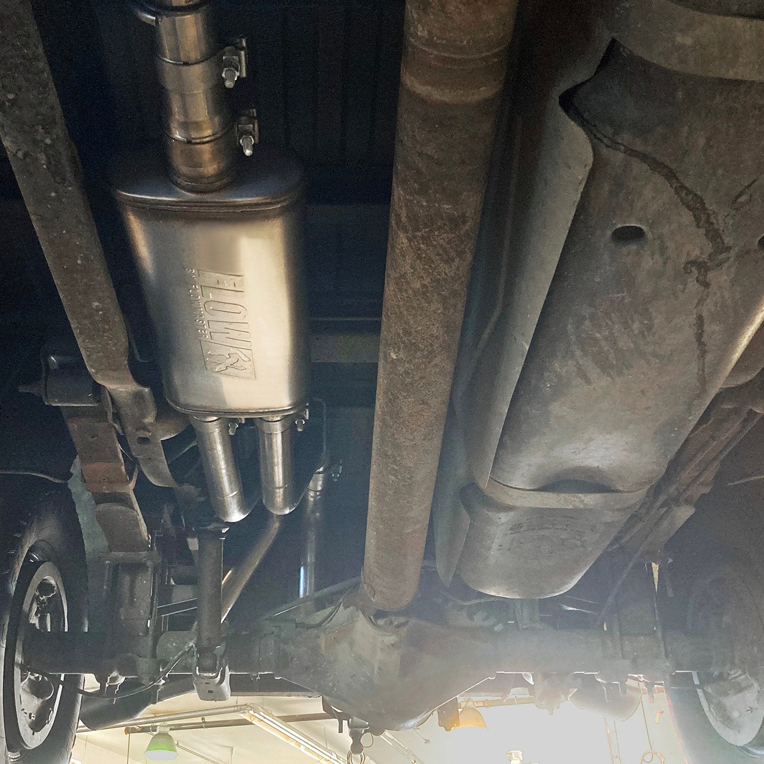 Flowmaster Exhaust Dodge Ram 1500 (94-01) 2500/3500 (94-02) 2.5" Catback - Flow FX 717946 - Image 2