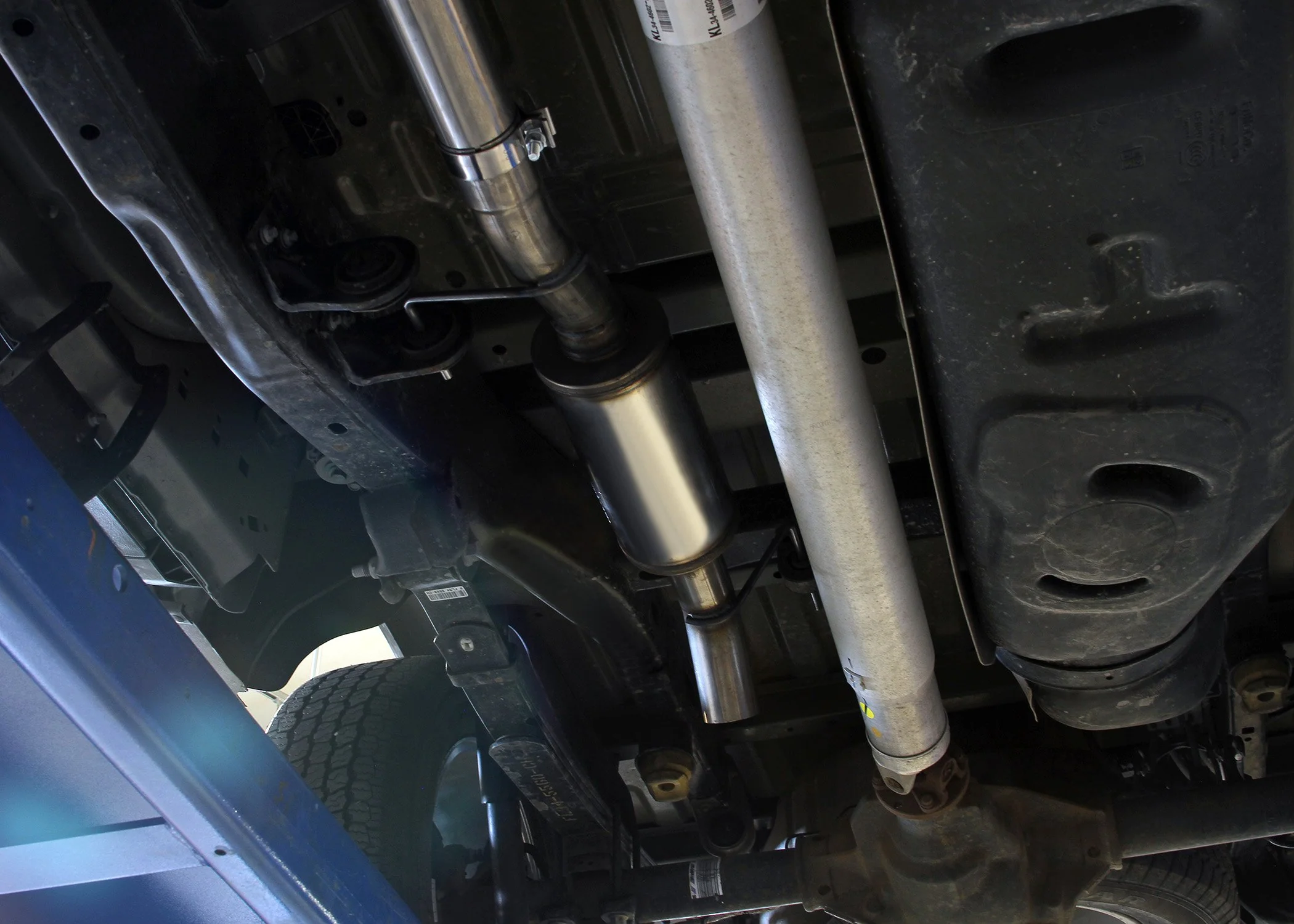 Flowmaster Exhaust Ford F150 2.7L/3.5L/5.0L (15-20) 3.0" CatBack - Flow FX Series SS 717978 - Image 2