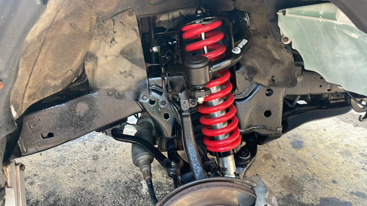 Freedom Offroad Coilover Kit Toyota 4Runner (96-02) 1-4" Lift/ Adjustable - Front - Image 7