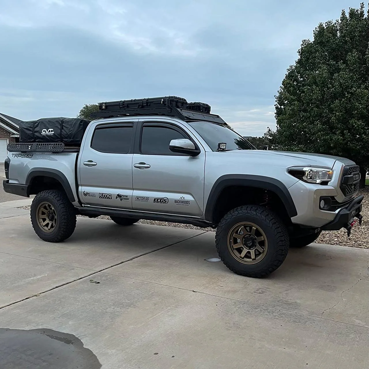 Freedom Offroad Coilovers Toyota FJ Cruiser (07-14) Front 2.5-5" Lift/ Adjustable w/ Extended End links - Image 10