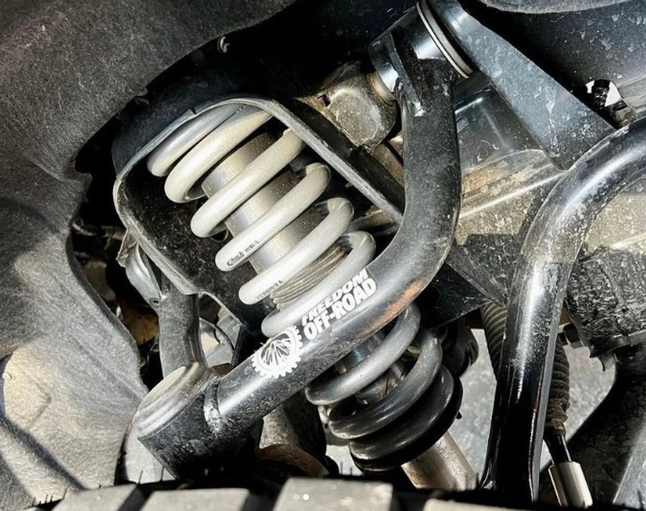 Freedom Offroad Control Arms Chevy Colorado WT Exc. ZR2 (15-22) 2-4" Lift/ Front Upper - Image 4