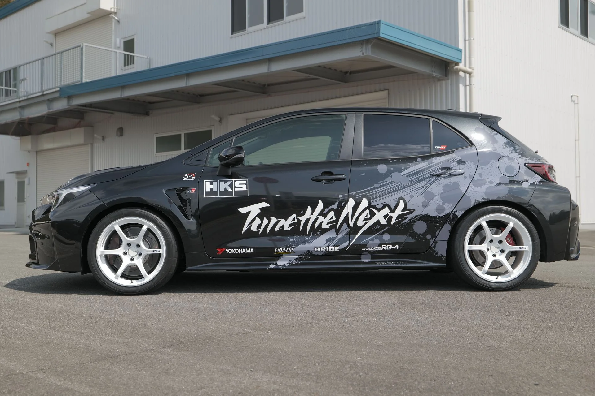 HKS Coilovers Toyota GR Corolla (2023-2025) Hipermax R Series 80310-AT007 - Image 2