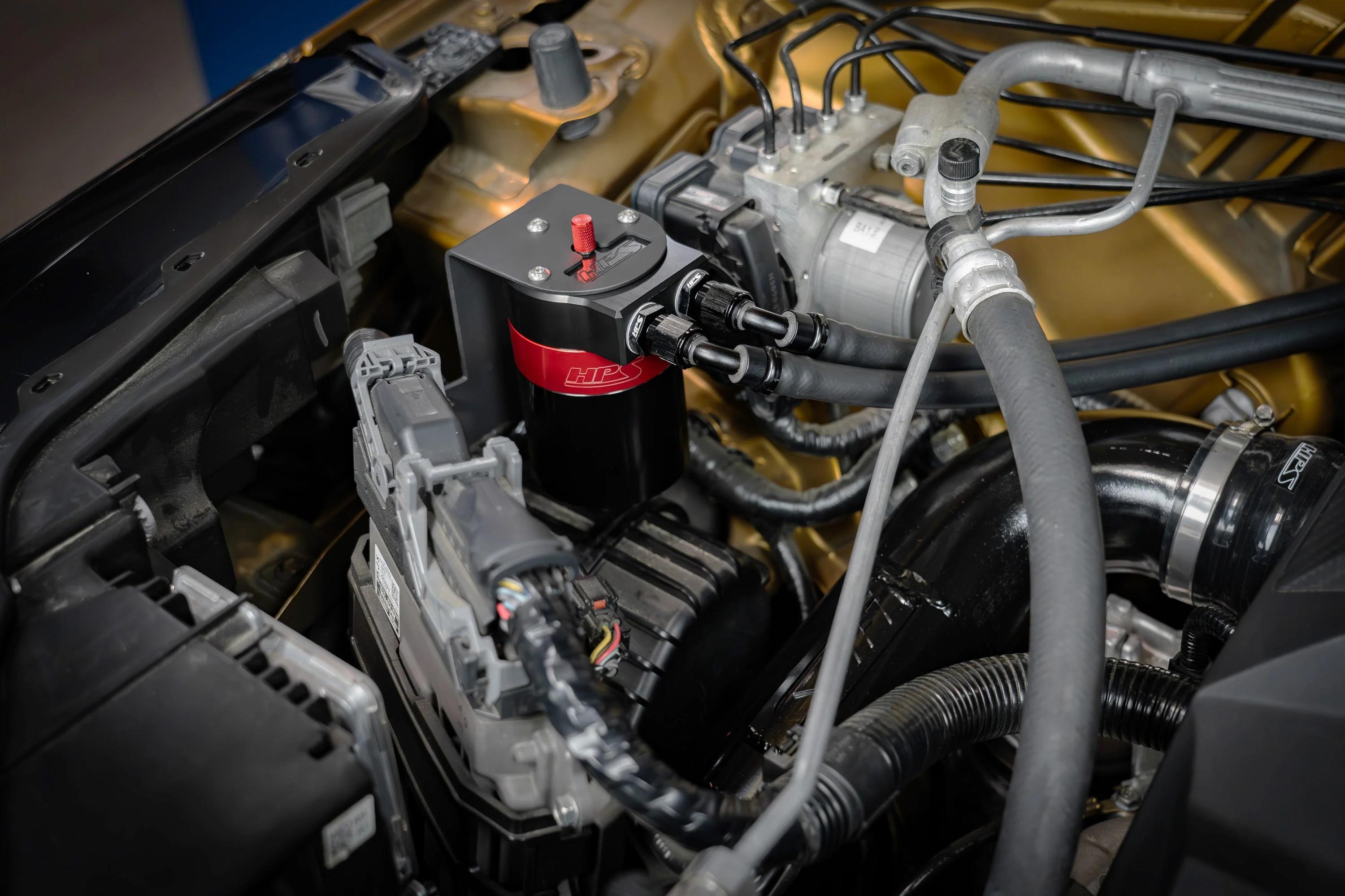 HPS Performance Aluminum Oil Catch Can Acura MDX Type S 3.0L Turbo (2022-2024) 860-014 - Image 2