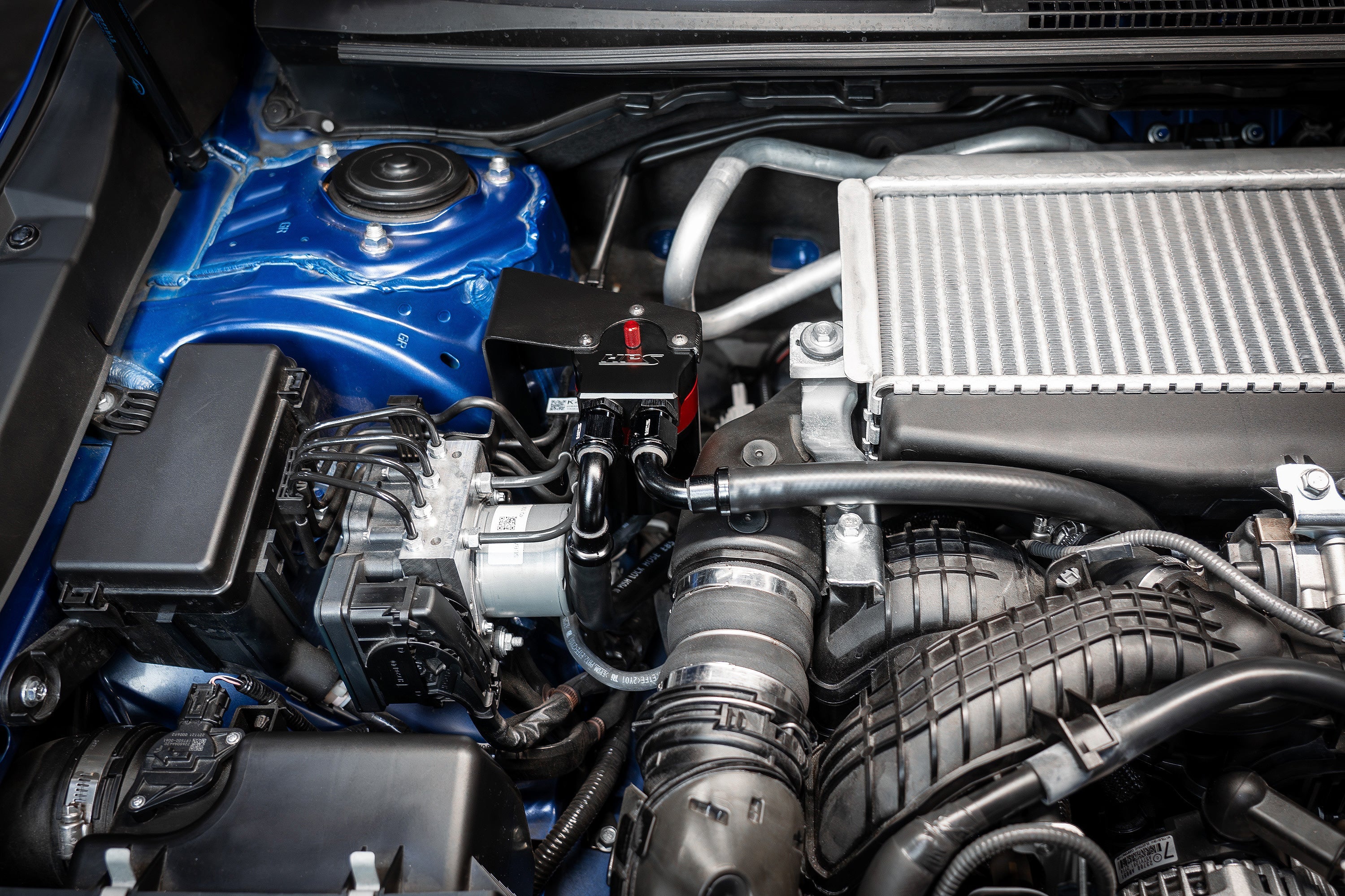HPS Performance Aluminum Oil Catch Can Subaru WRX 2.4L Turbo (2022-2024) 860-009 - Image 2
