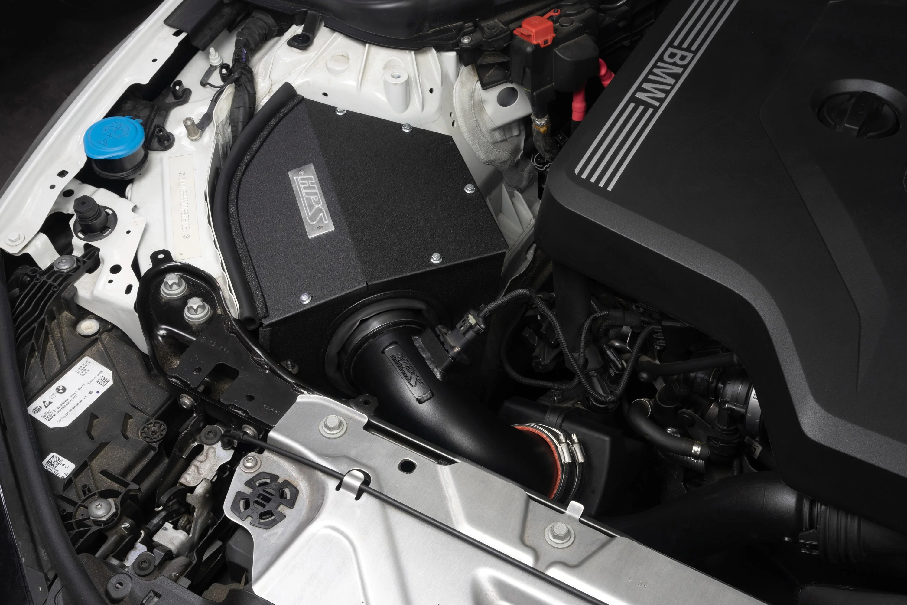 HPS Performance Air Intake BMW 330i (19-24) 330e (21-24) 2.0L Turbo B48 G20 with Heat Shield Polished / Red / Blue - Image 6