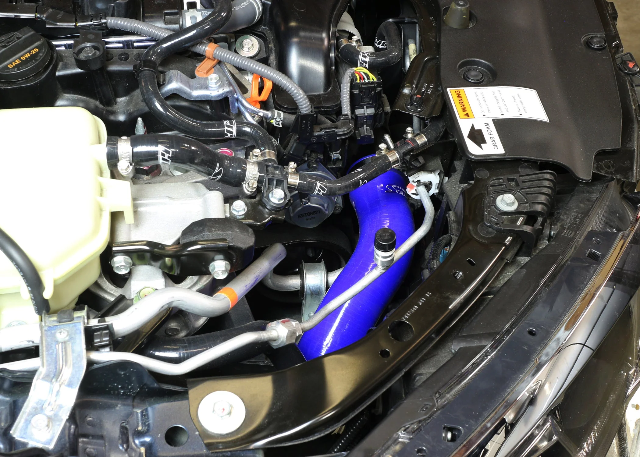 HPS Performance Silicone Intercooler Hoses Honda Civic 1.5L (16-20) Civic Si 1.5L (17-20) [Boots Kit] Black / Blue / Red - Image 4