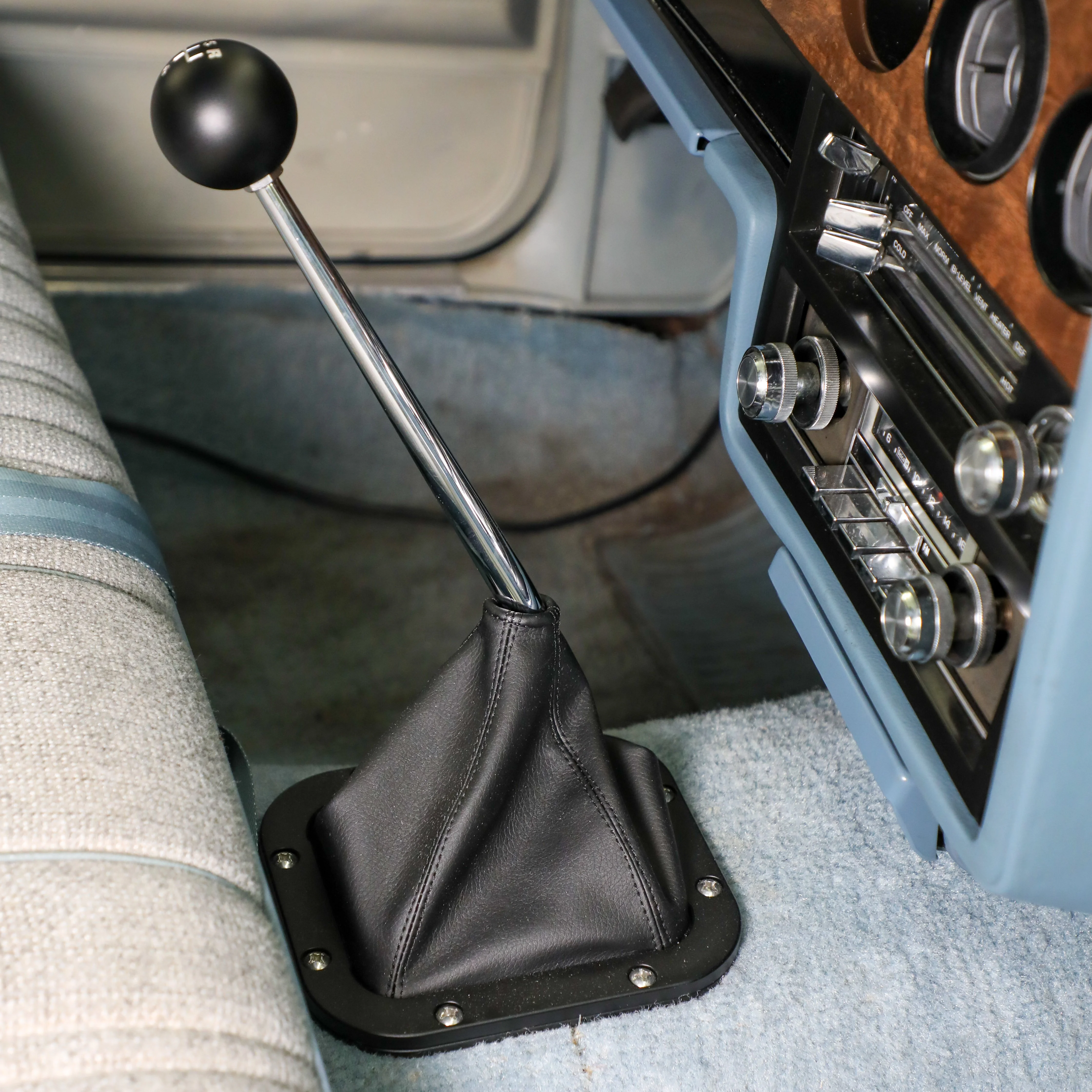 Hurst Billet Shifter Boot & Bezel - Round/ 116000HST - Polished Finish - Image 8
