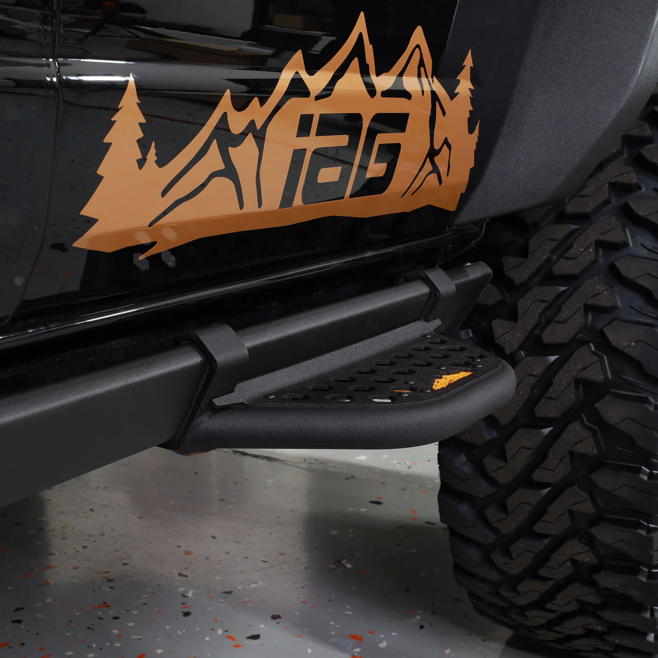 IAG Offroad Side Step Add-on for Ford Bronco (2021-2026) EZ-Step with Black Powder Coat Finish - Image 14