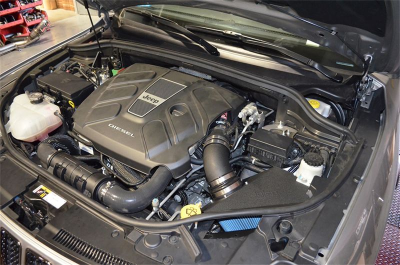Injen Short Ram Air Intake Jeep Grand Cherokee EcoDiesel V6-3.0L (14-16) Polished or Black - Image 3